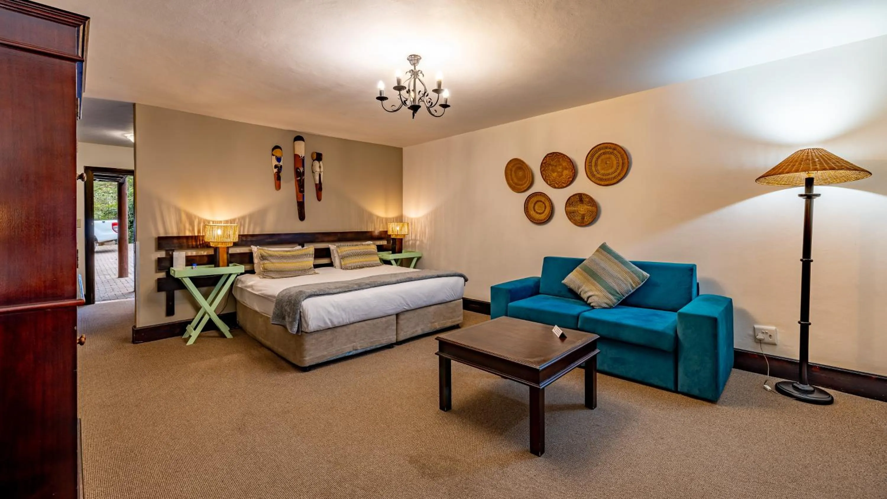 Bedroom, Bed in Pestana Kruger Lodge