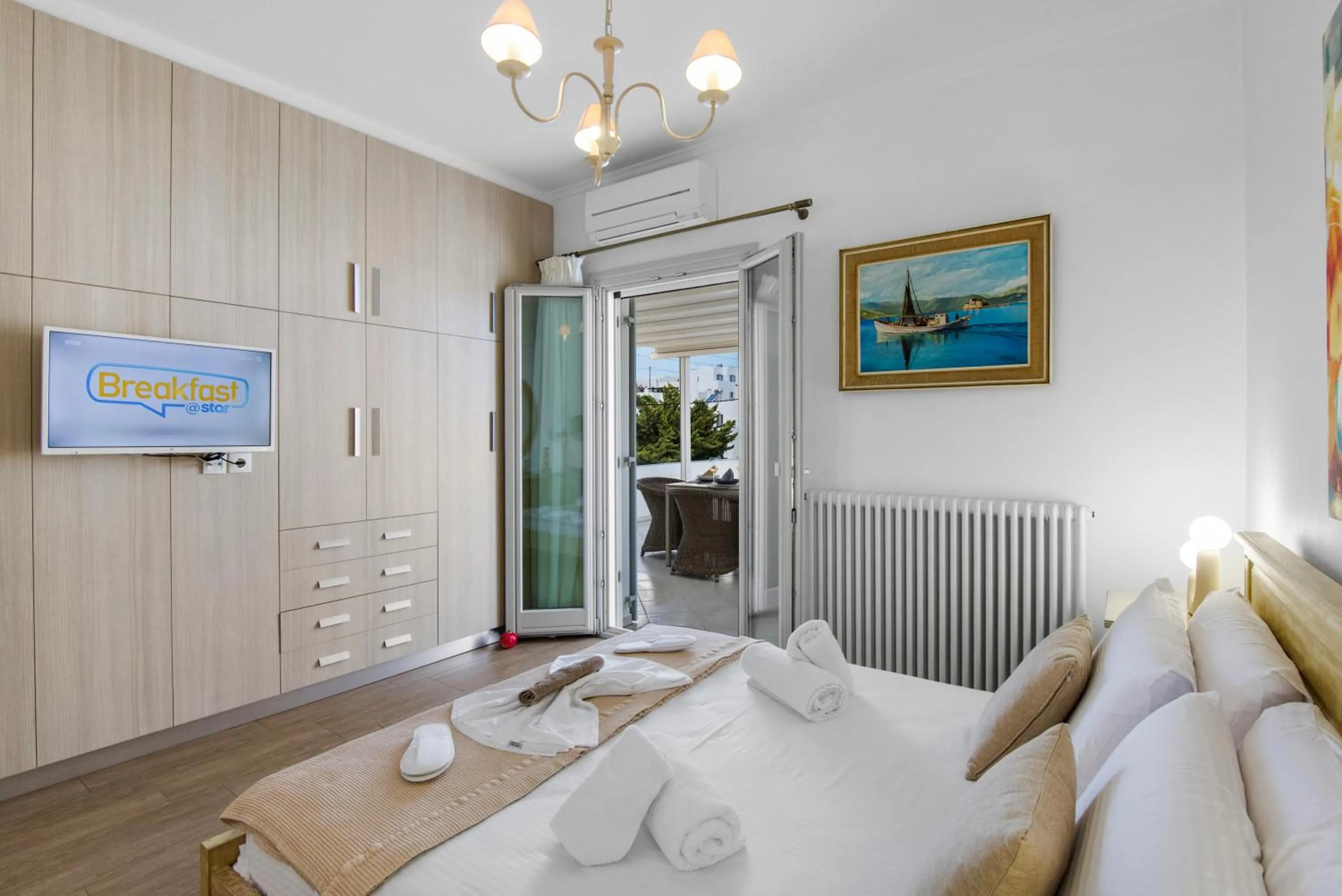 Photo of the whole room, Bed in Panos Apartment Naousa