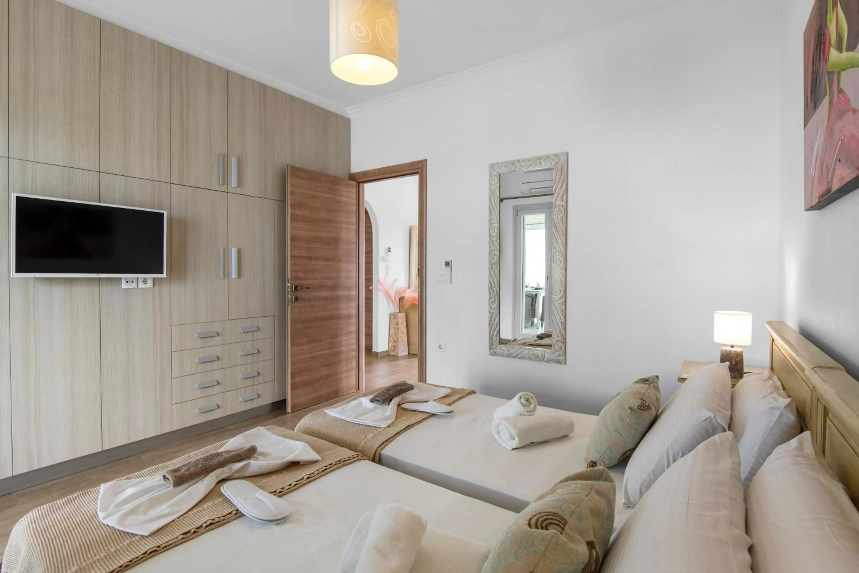 TV and multimedia, Bed in Panos Apartment Naousa