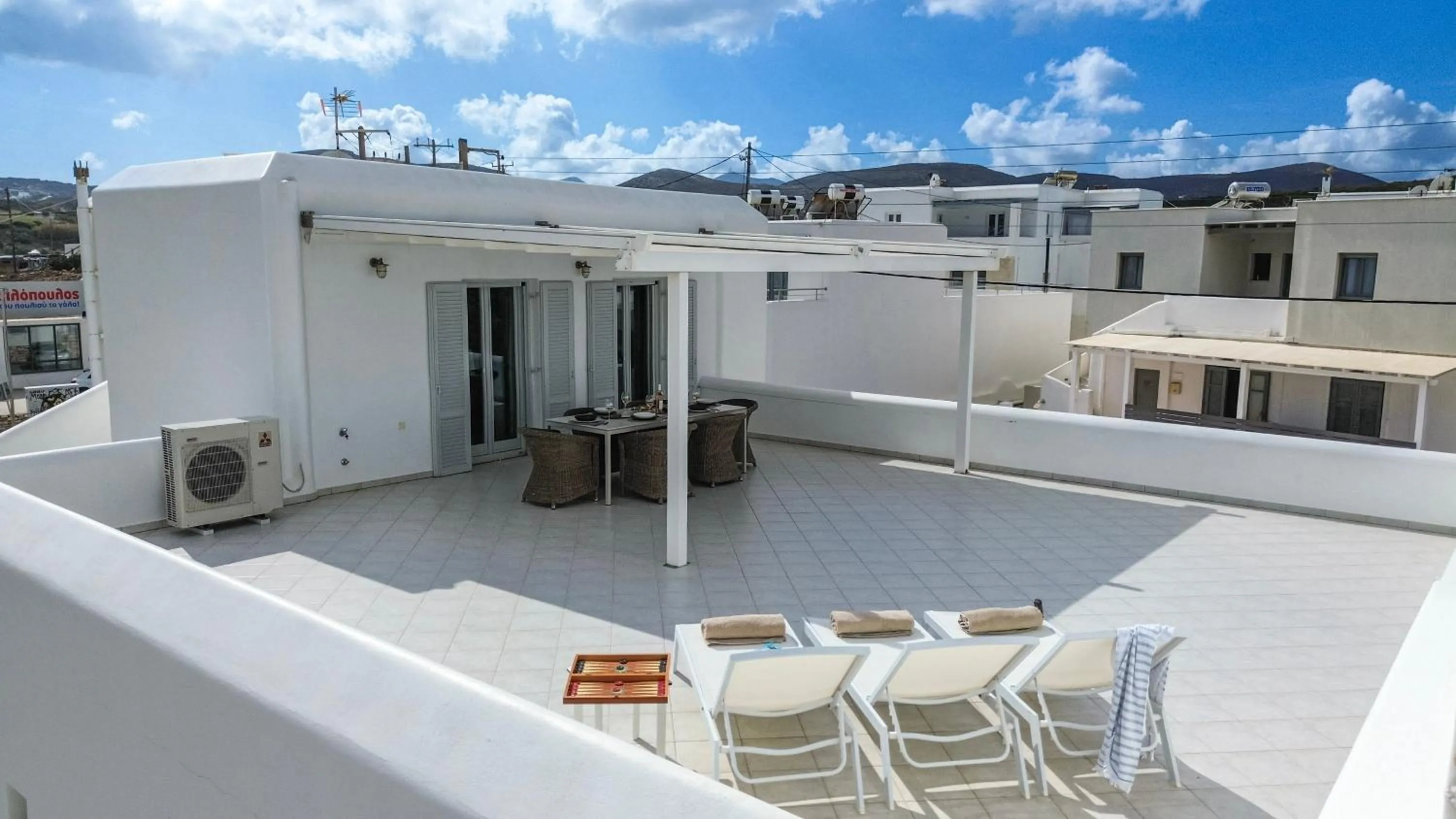 Property building in Panos Apartment Naousa