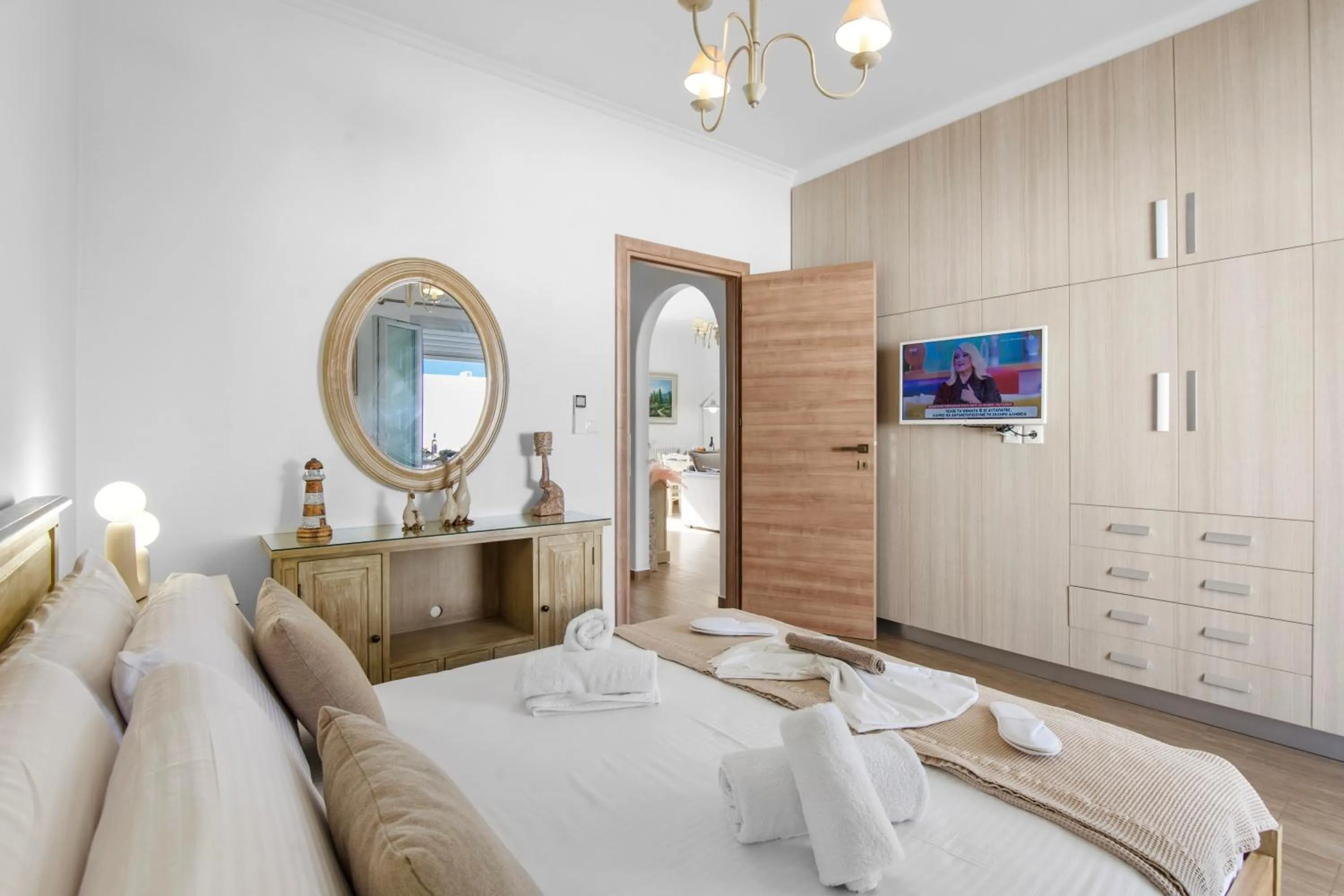 Photo of the whole room, Bed in Panos Apartment Naousa