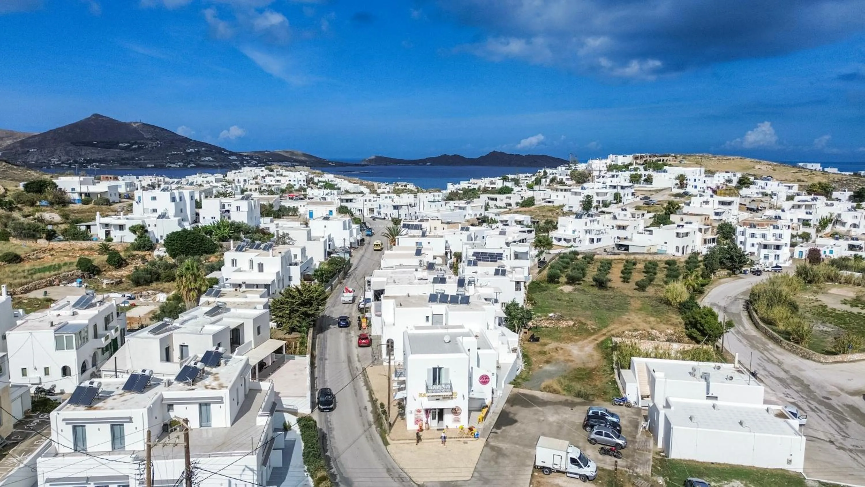 Property building in Panos Apartment Naousa