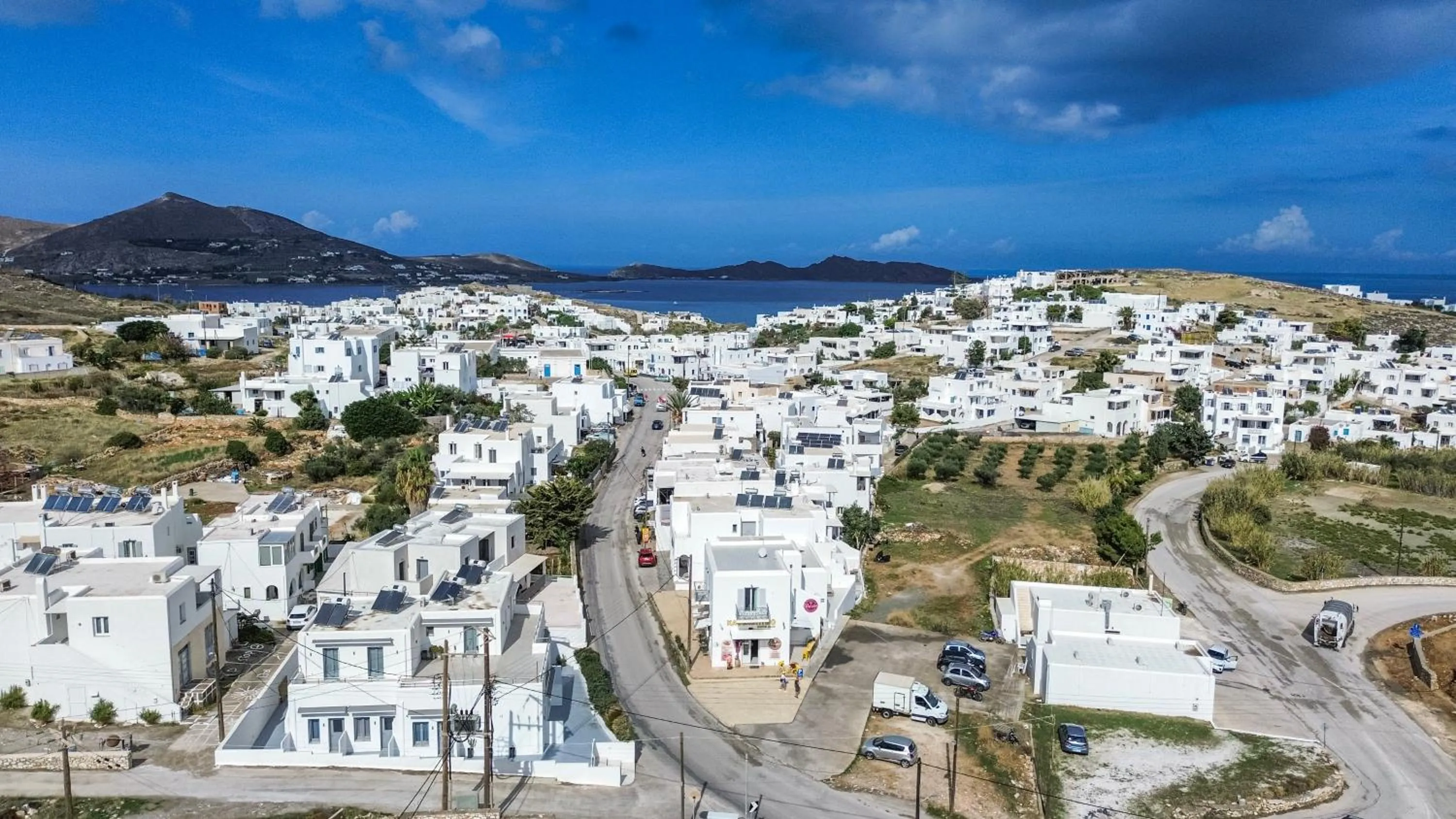 Property building in Panos Apartment Naousa