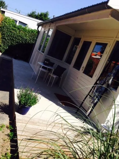 Tiny House Madame Jeanette nabij centrum en zee