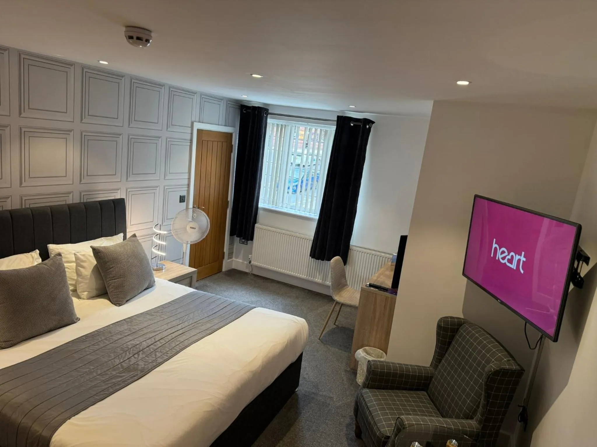 Bed in Spire View at THE GALLEON RESTAURANT