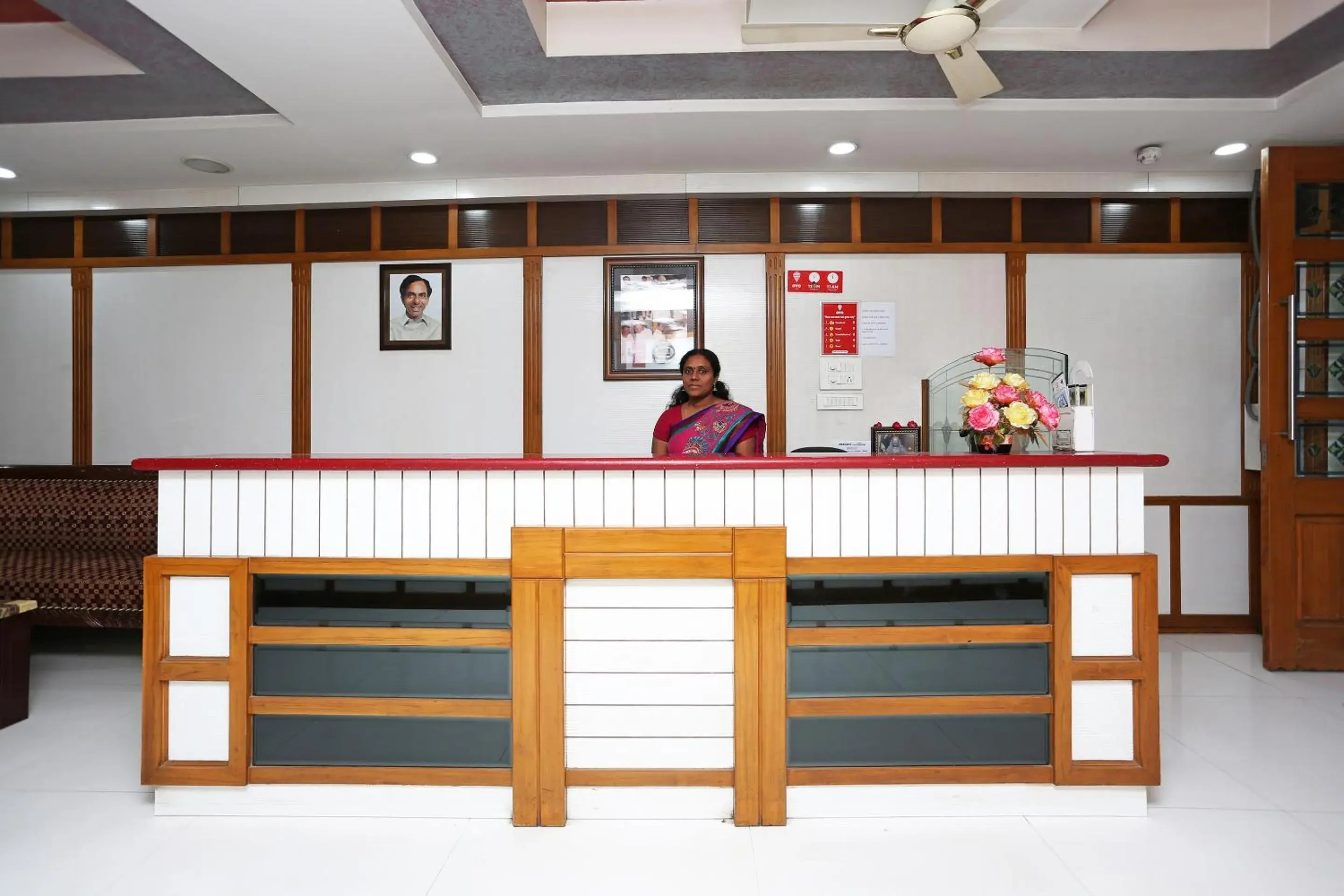 Lobby or reception in Hotel O Saraswathi Residency Near SR Nagar Metro Station Lobby or reception in Hotel O Saraswathi Residency Near SR Nagar Metro Station