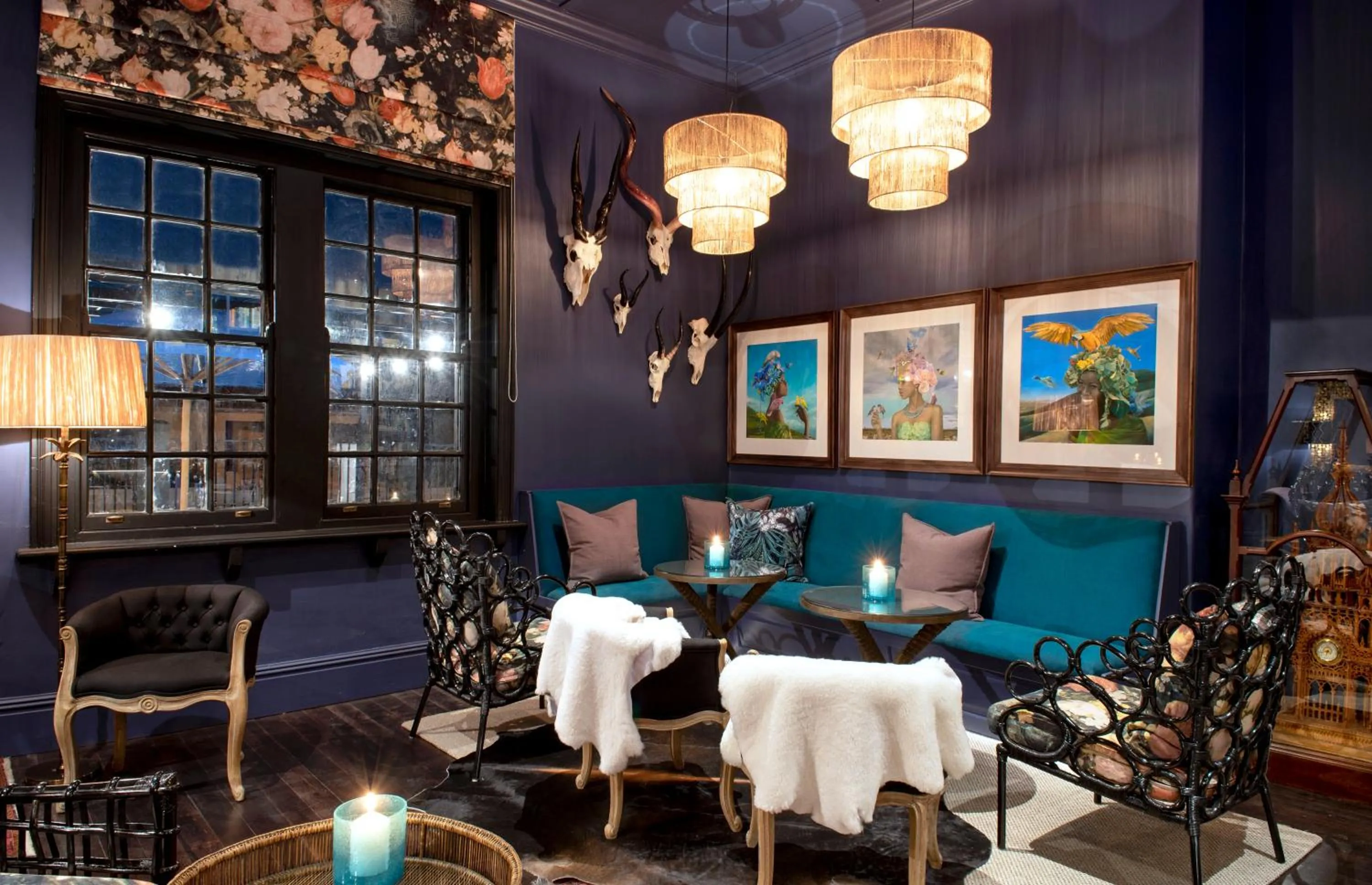 Lounge or bar in La Fontaine Boutique Hotel by The Oyster Collection