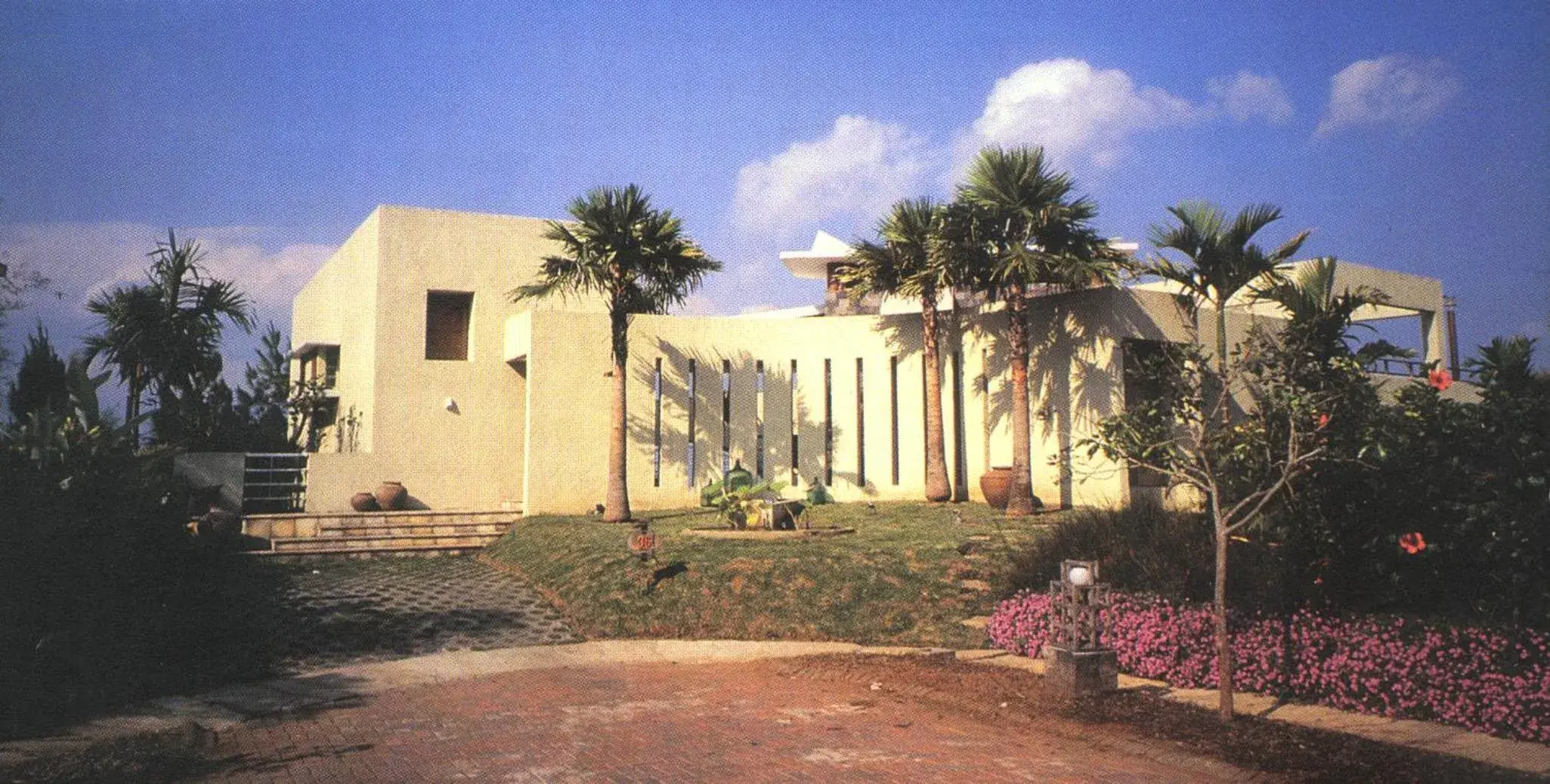 Facade/entrance in Villa Della Scala Facade/entrance in Villa Della Scala