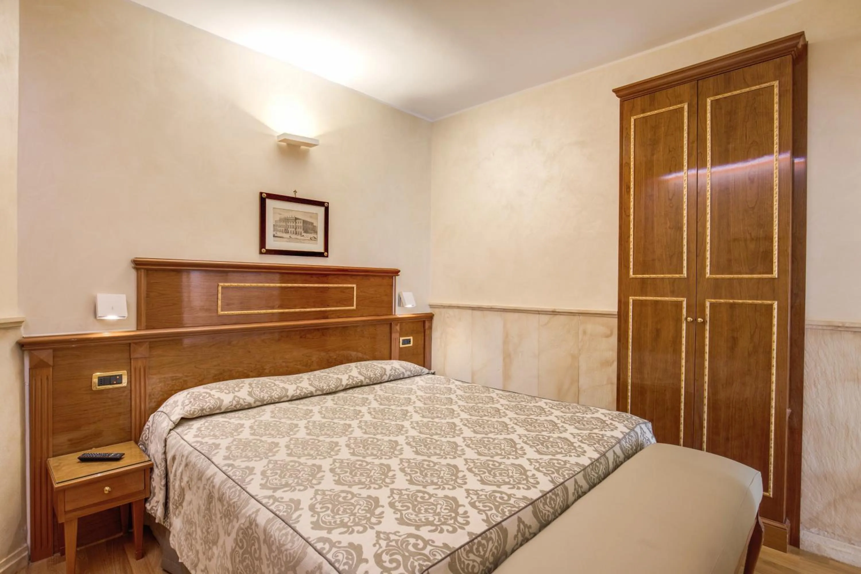 Bedroom in Pantheon Rooms