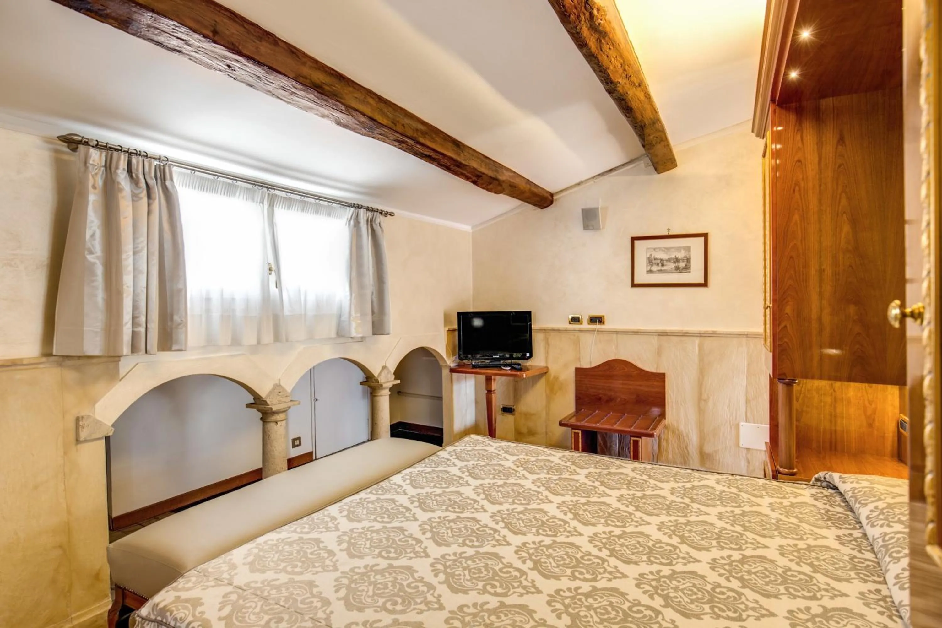 Bedroom in Pantheon Rooms