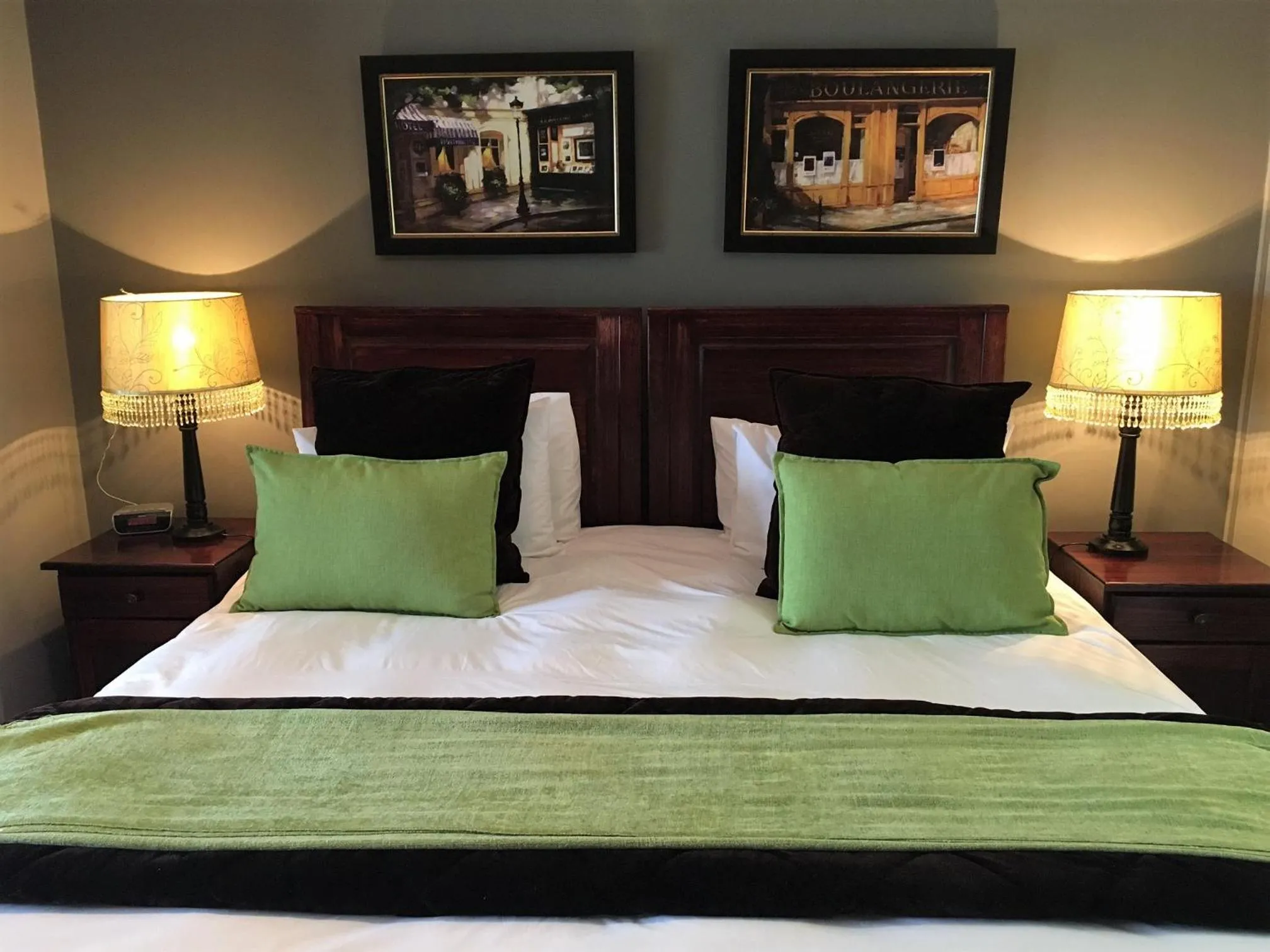 Bed in St Ives Lodge