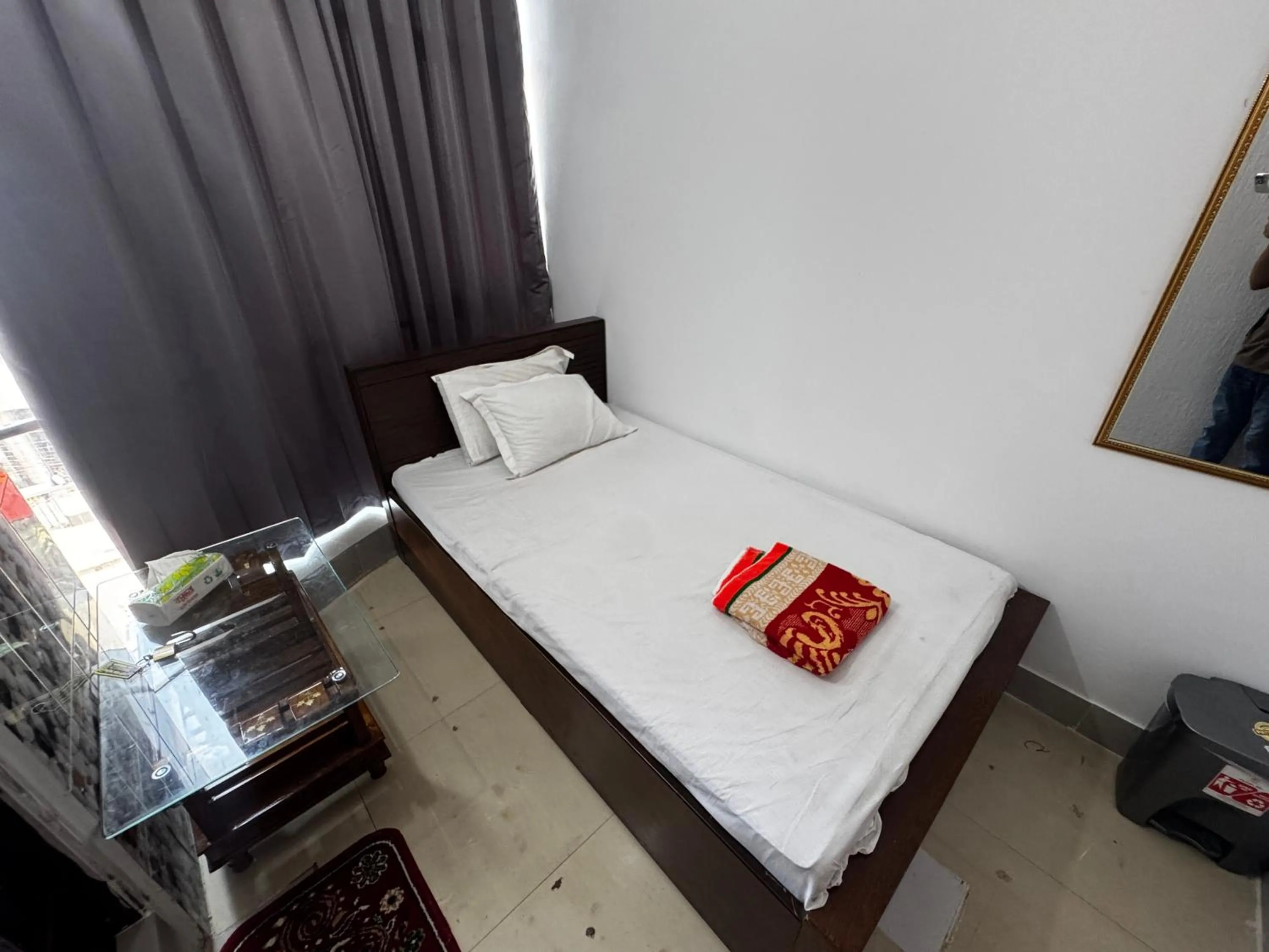 Bed in Hotel Labbaik Farmgate
