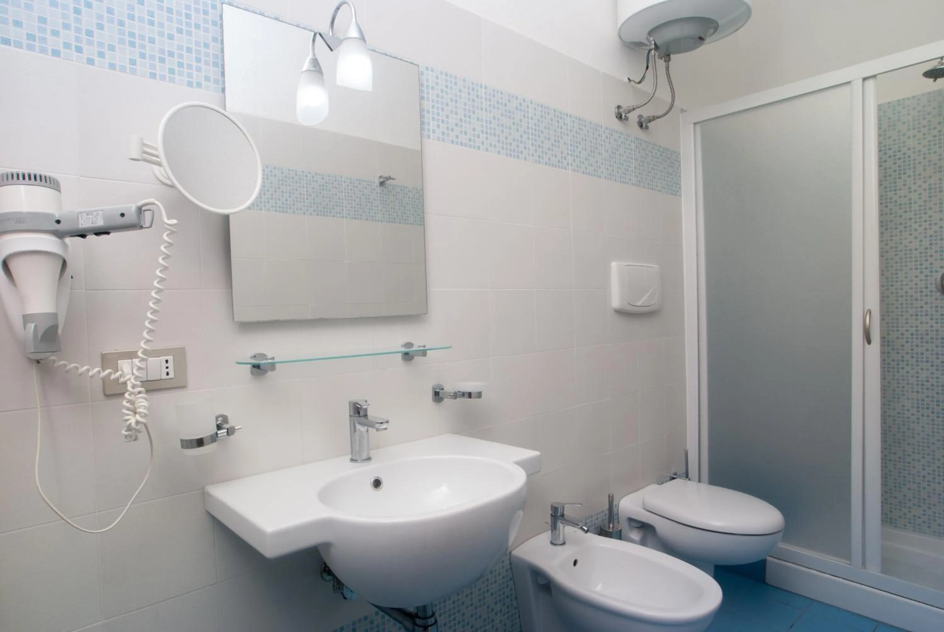 Shower in Villaggio Turistico La Mantinera - Residence