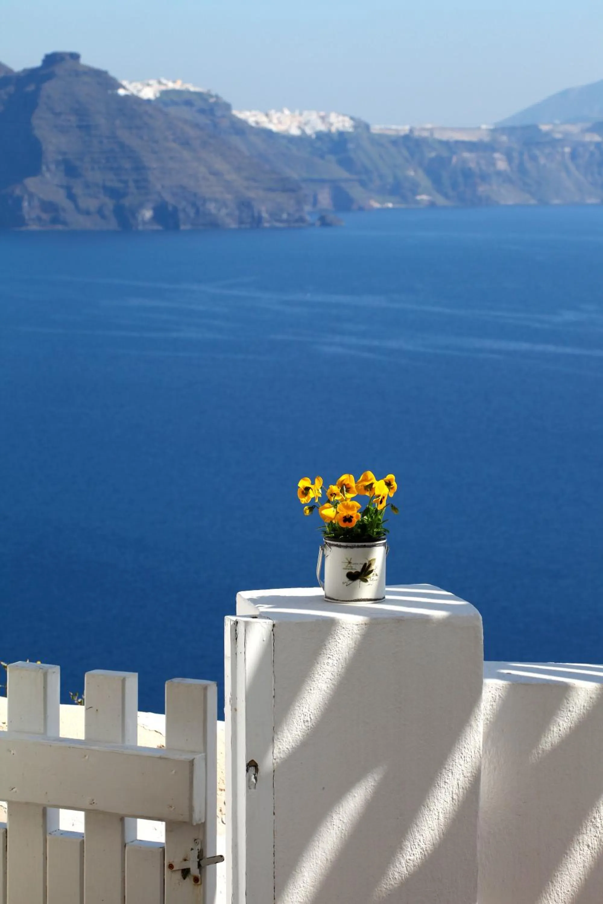 Day in Menias Cave House