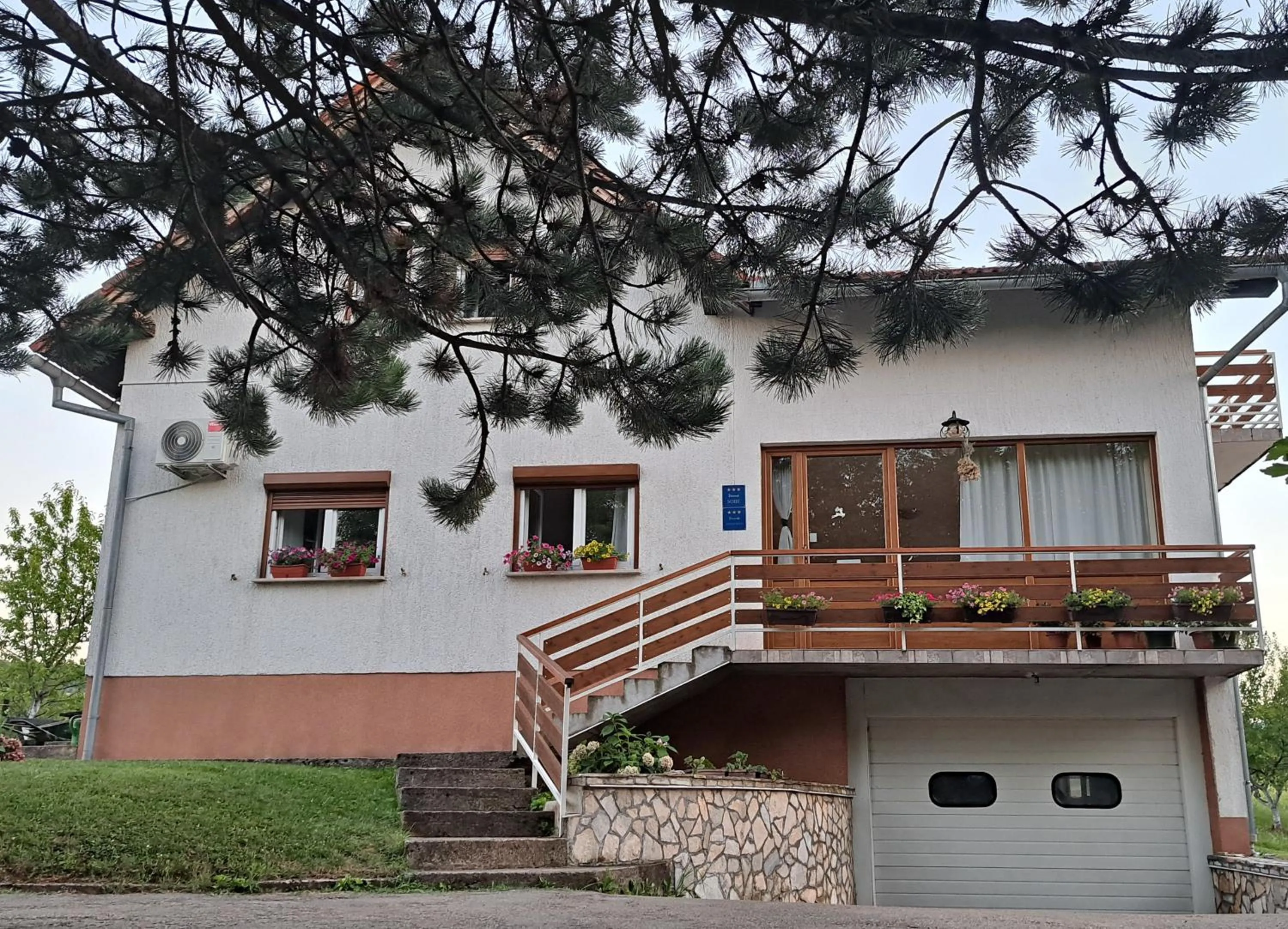 Property building in Guesthouse Zafran