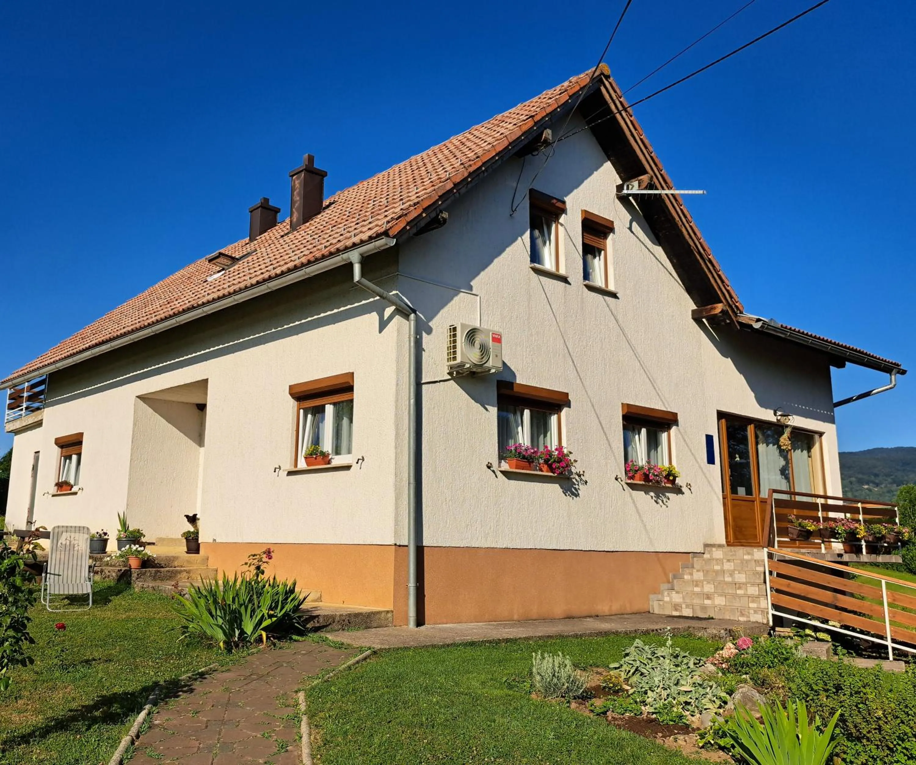 Property building in Guesthouse Zafran