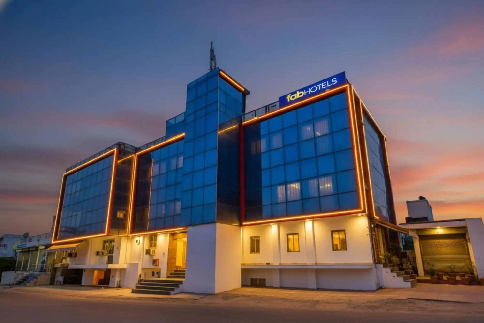 Property building in FabHotel Fly View Property building in FabHotel Fly View