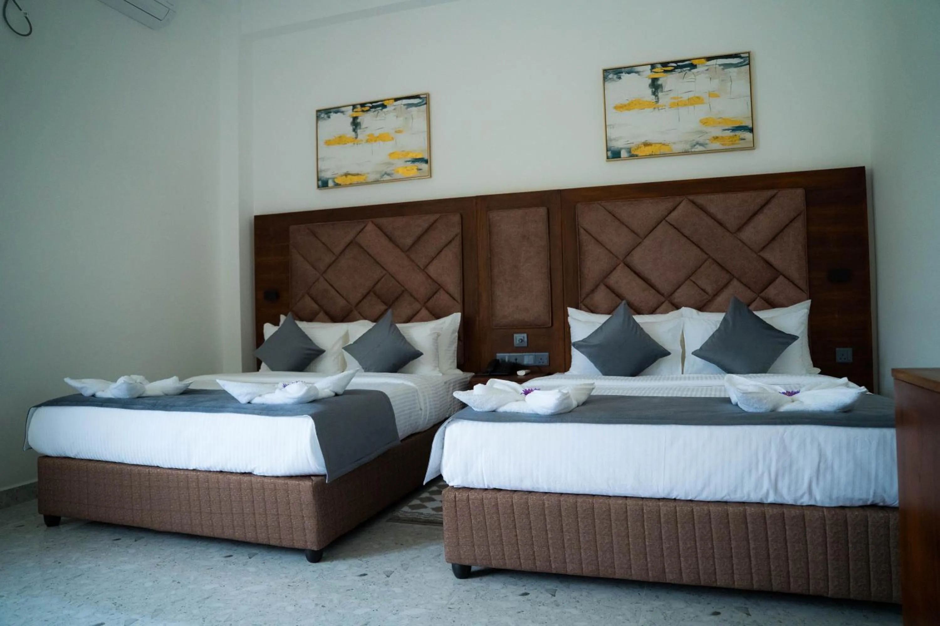 Family Room with Balcony in Kings Town Hotel Anuradhapura
