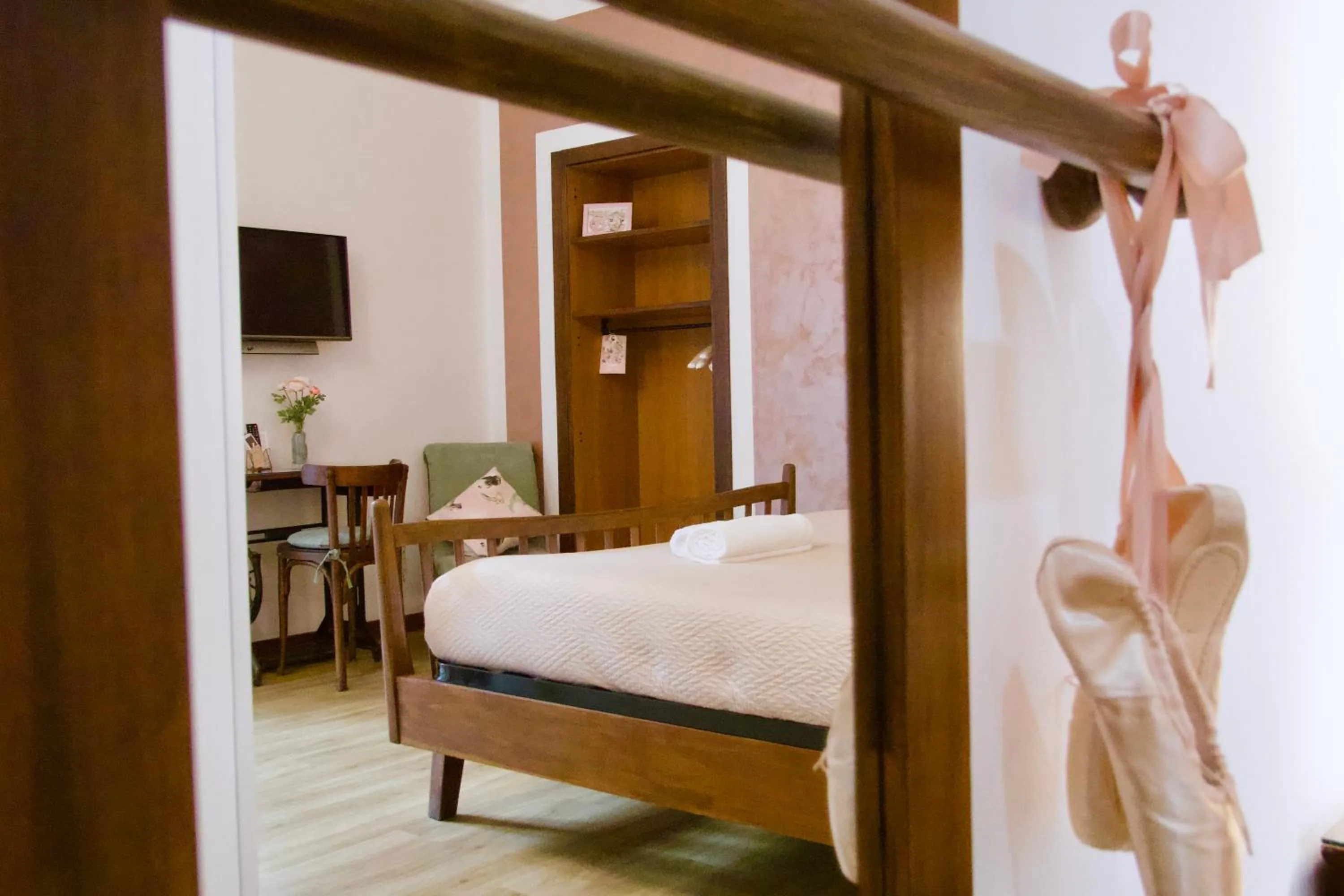 Bed in B&B Arts And Music