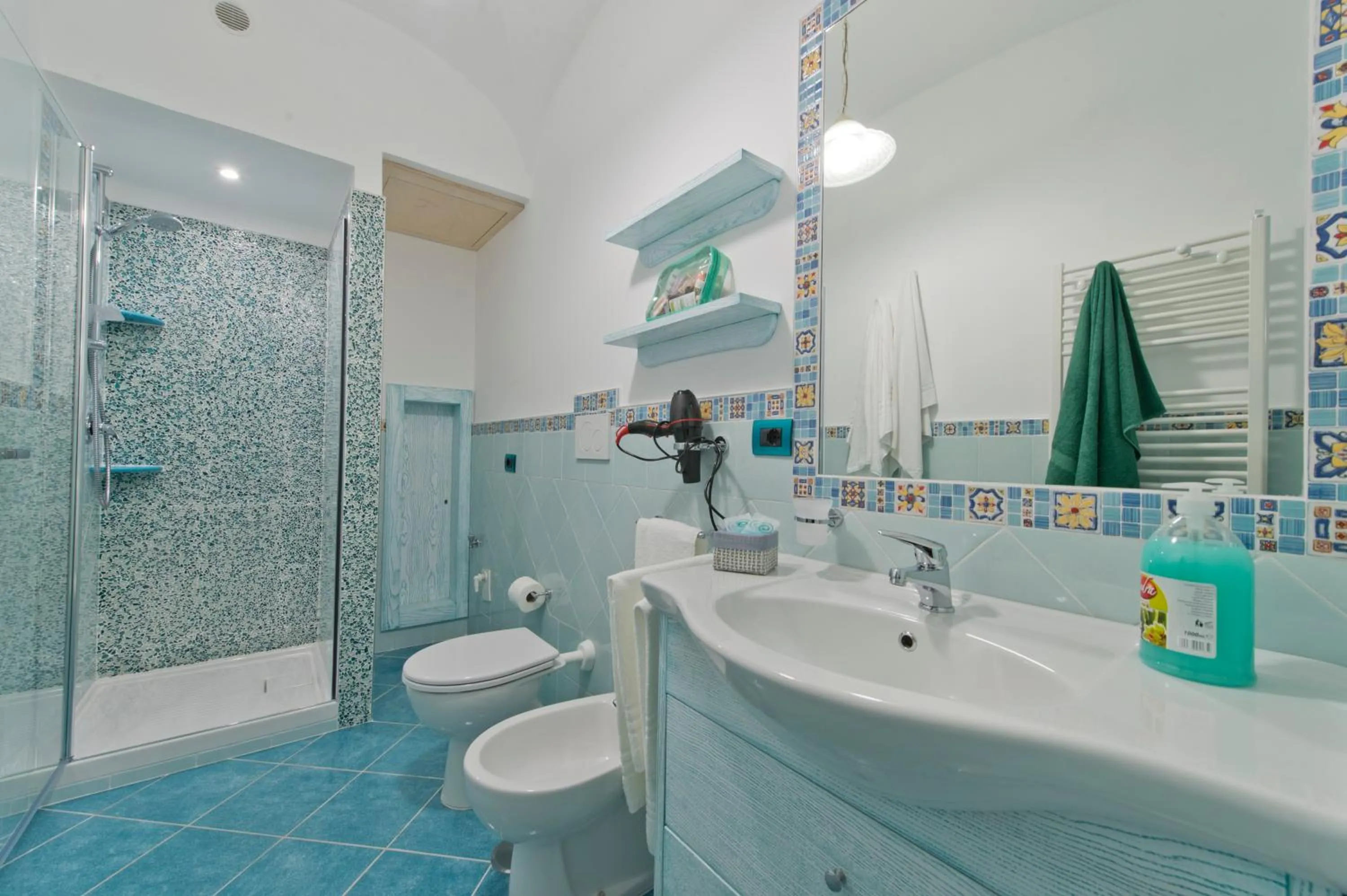 Bathroom in La Mela Blu