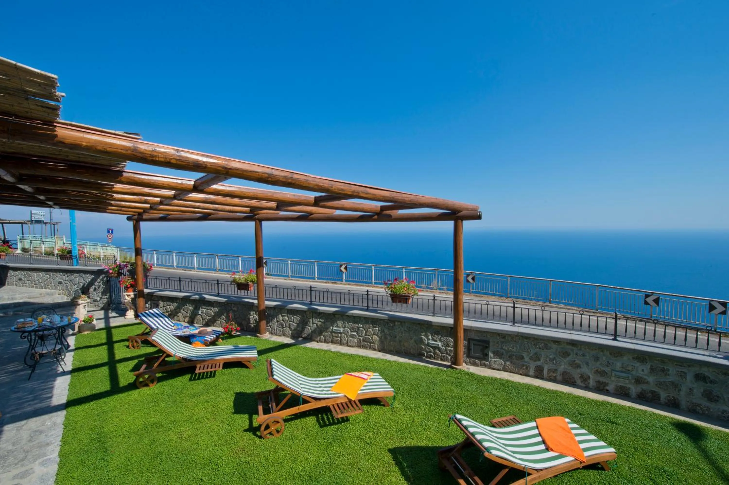 Garden in La Mela Blu