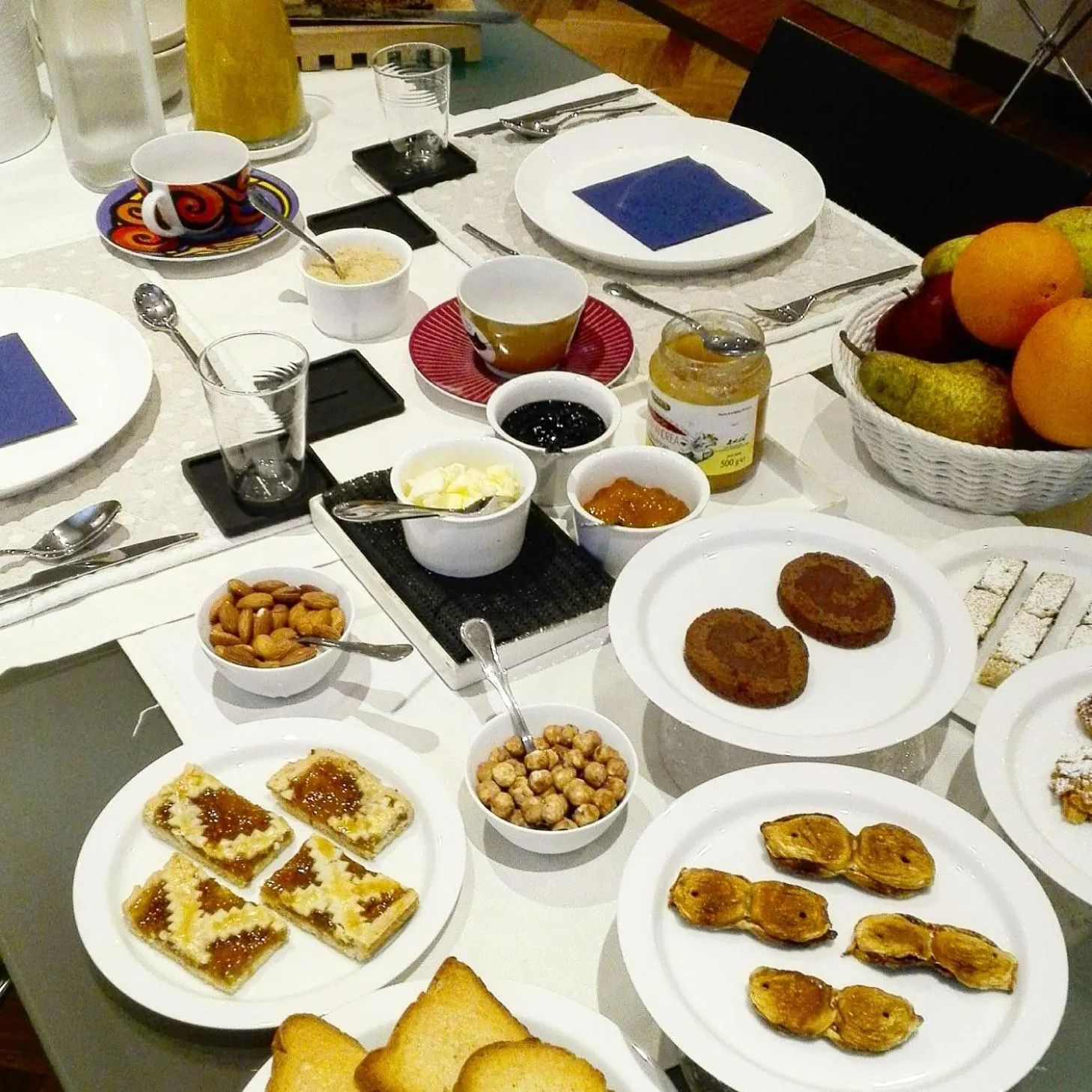 Breakfast in Largo Fileni 7