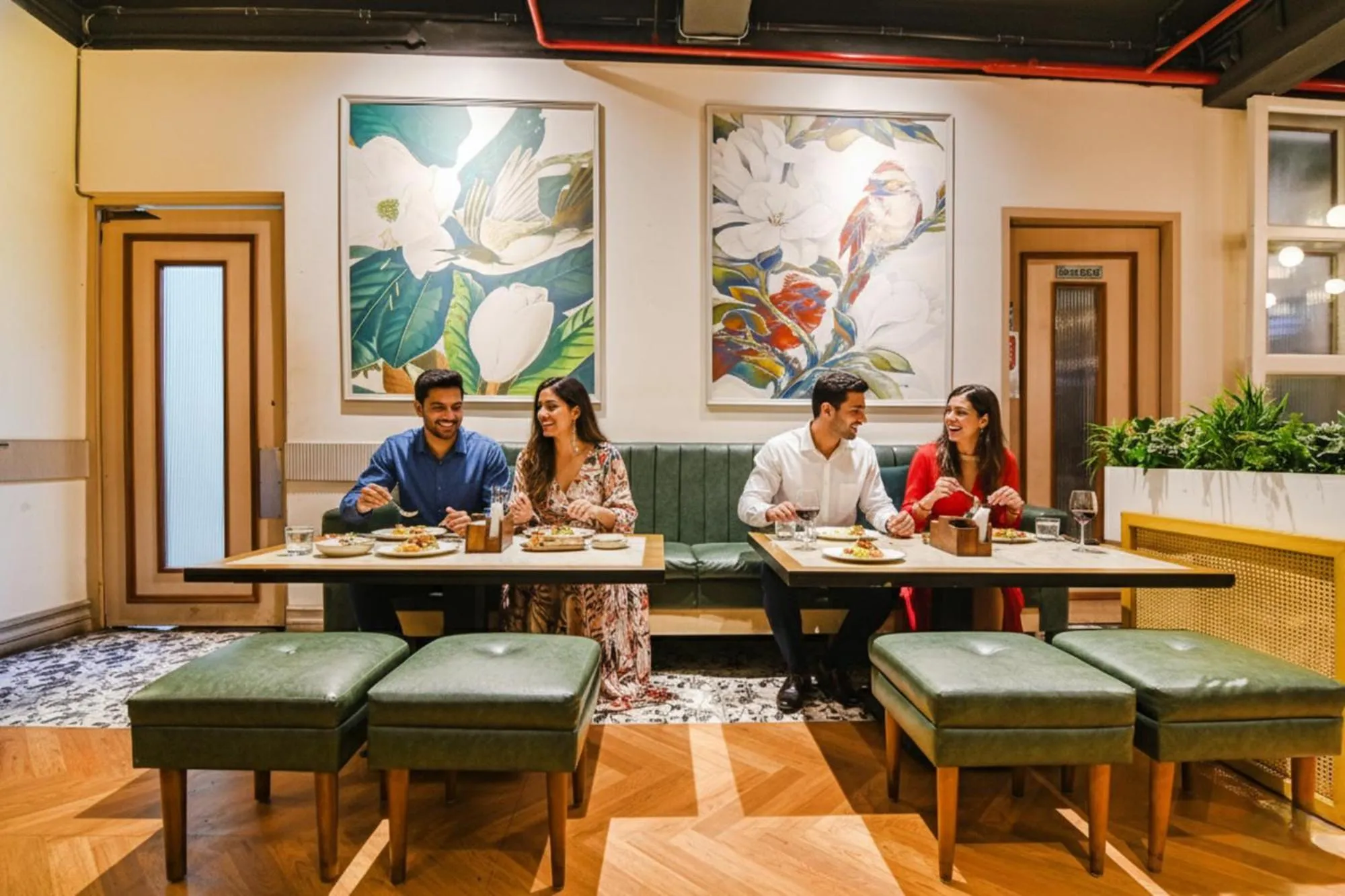 Restaurant/places to eat in FabHotel Aayash - Nr City Center Metro Station