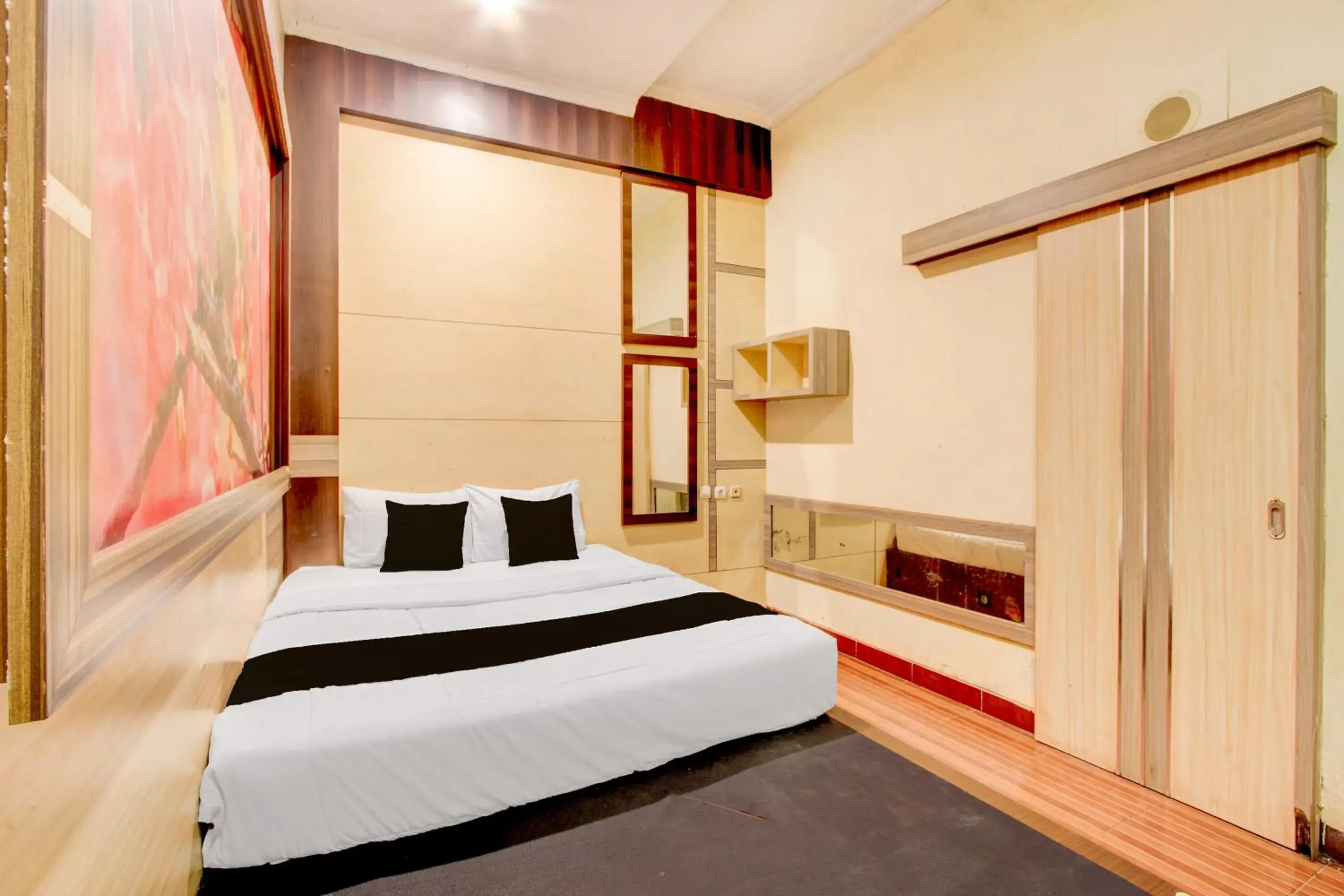 Standard Double Room in Collection O near Maguwoharjo Stadium formerly Graha Ngaso Standard Double Room in Collection O near Maguwoharjo Stadium formerly Graha Ngaso