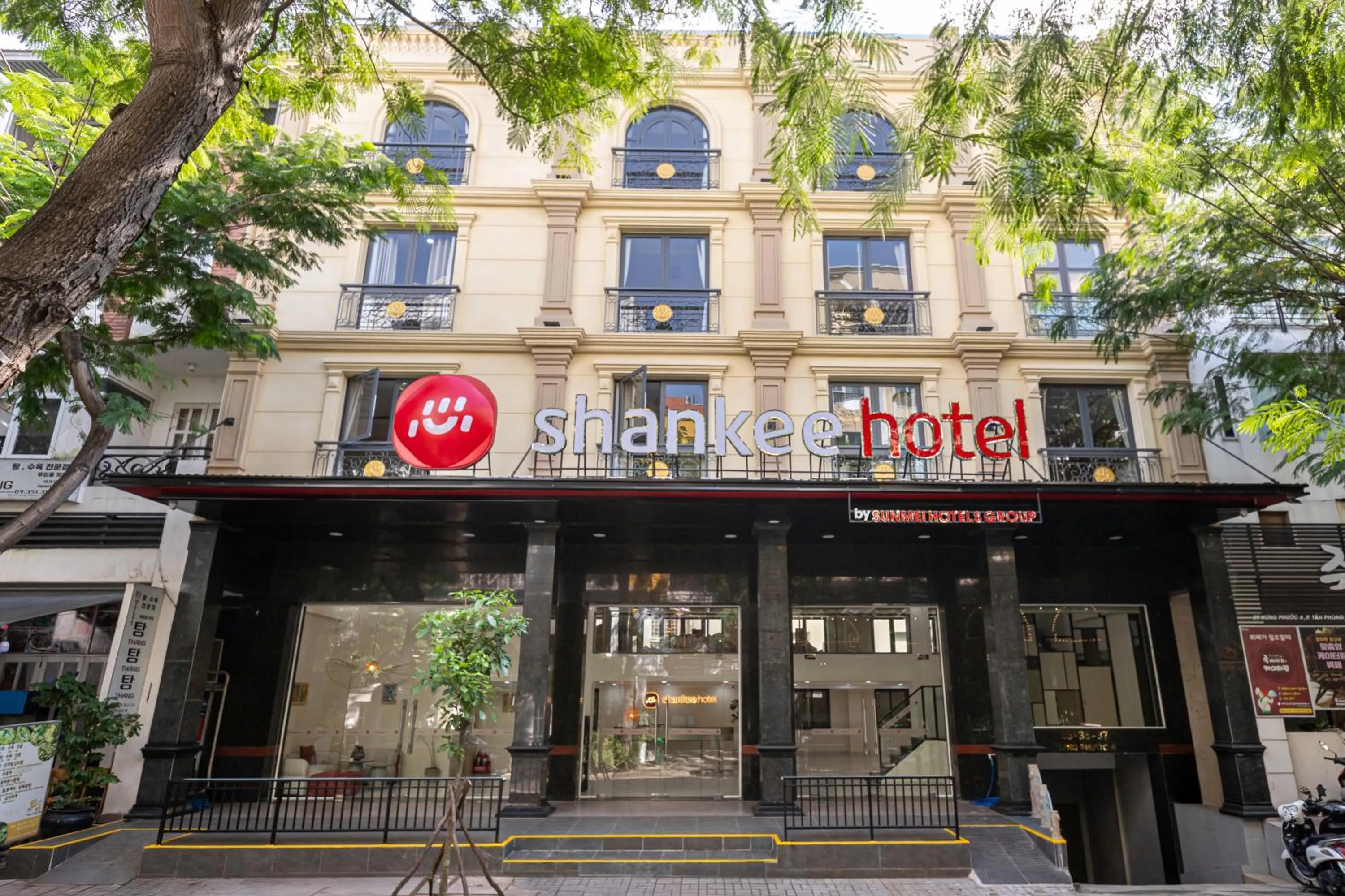 Property building in Shankee Hotel VN