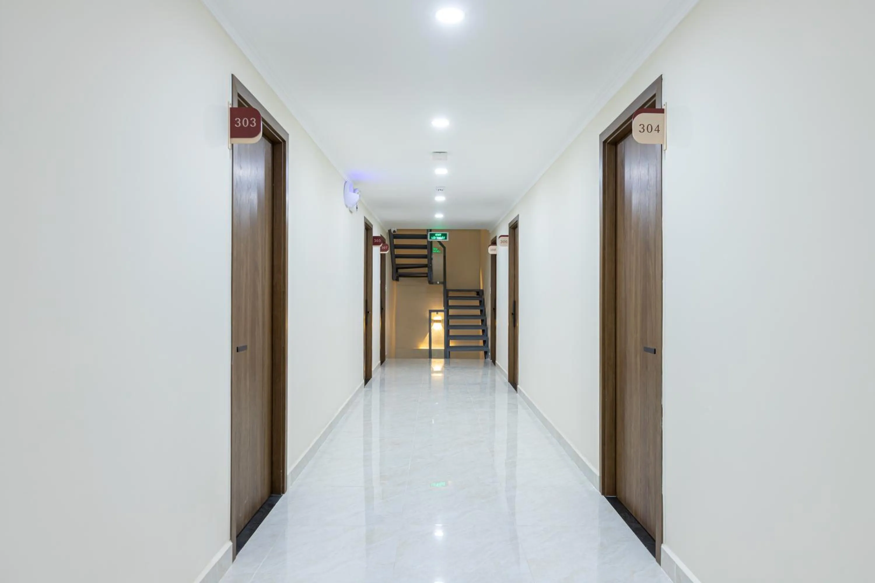 elevator in Shankee Hotel VN