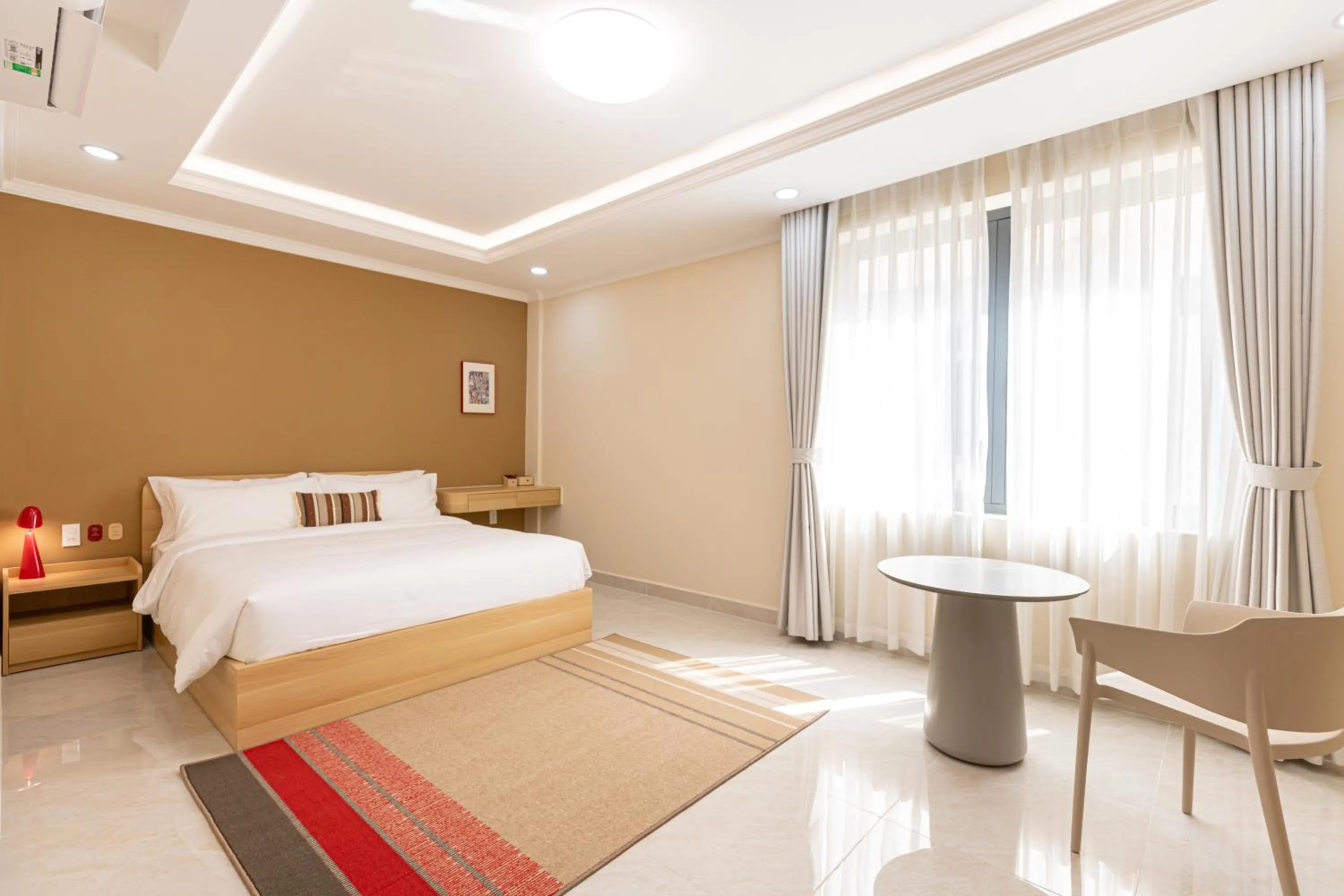 Superior Double Room in Shankee Hotel VN