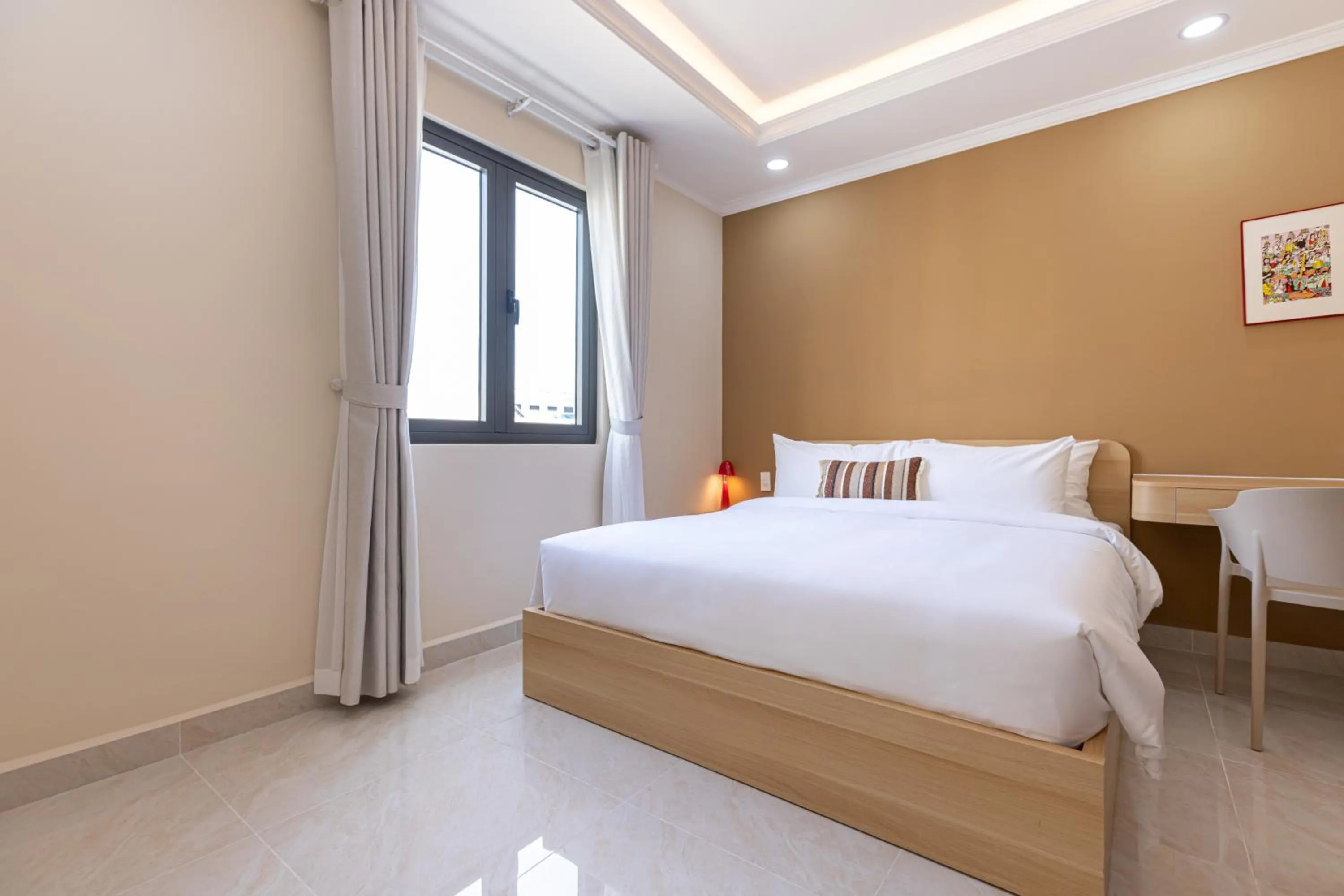 Photo of the whole room, Bed in Shankee Hotel VN