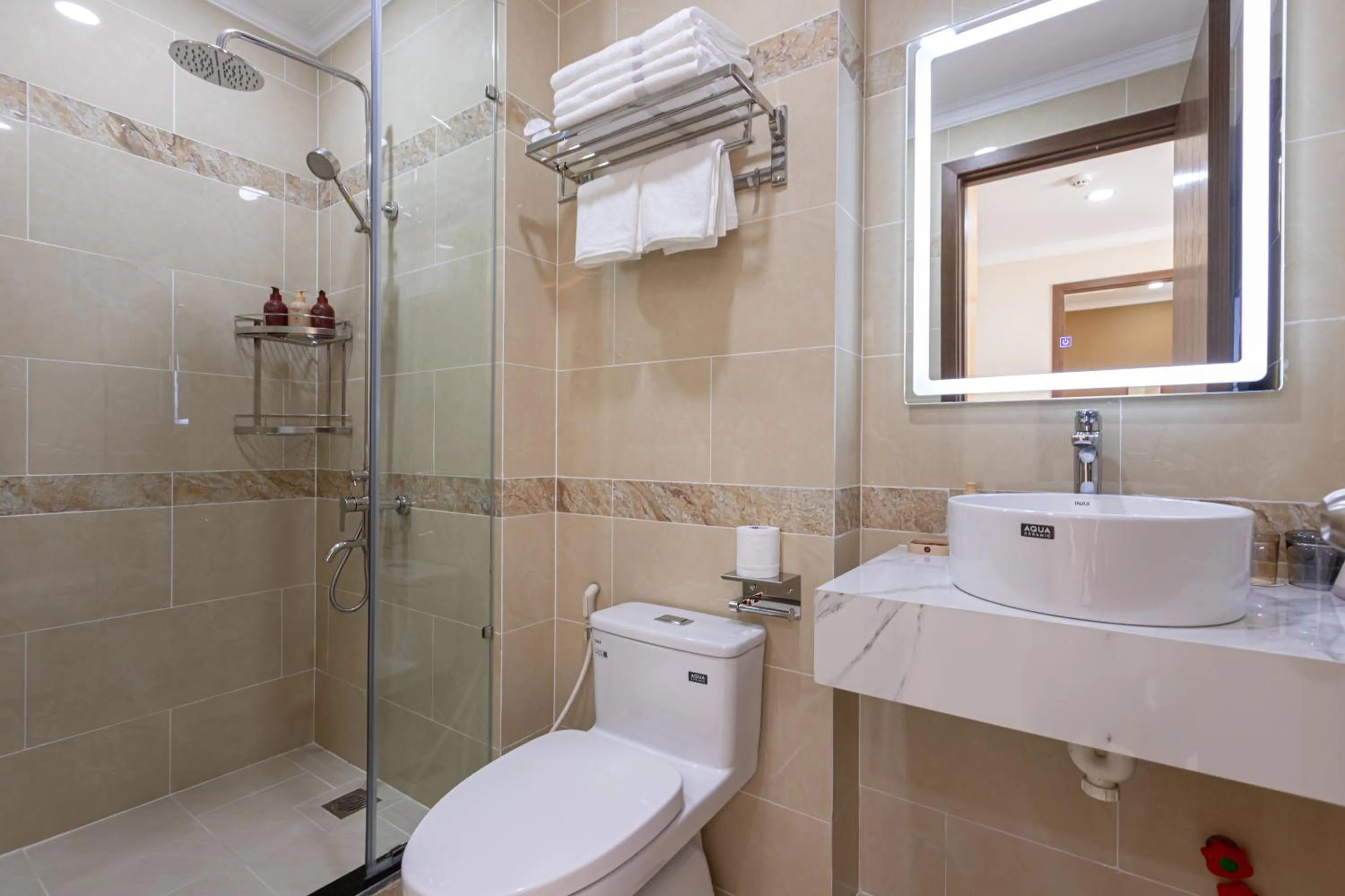 bidet in Shankee Hotel VN