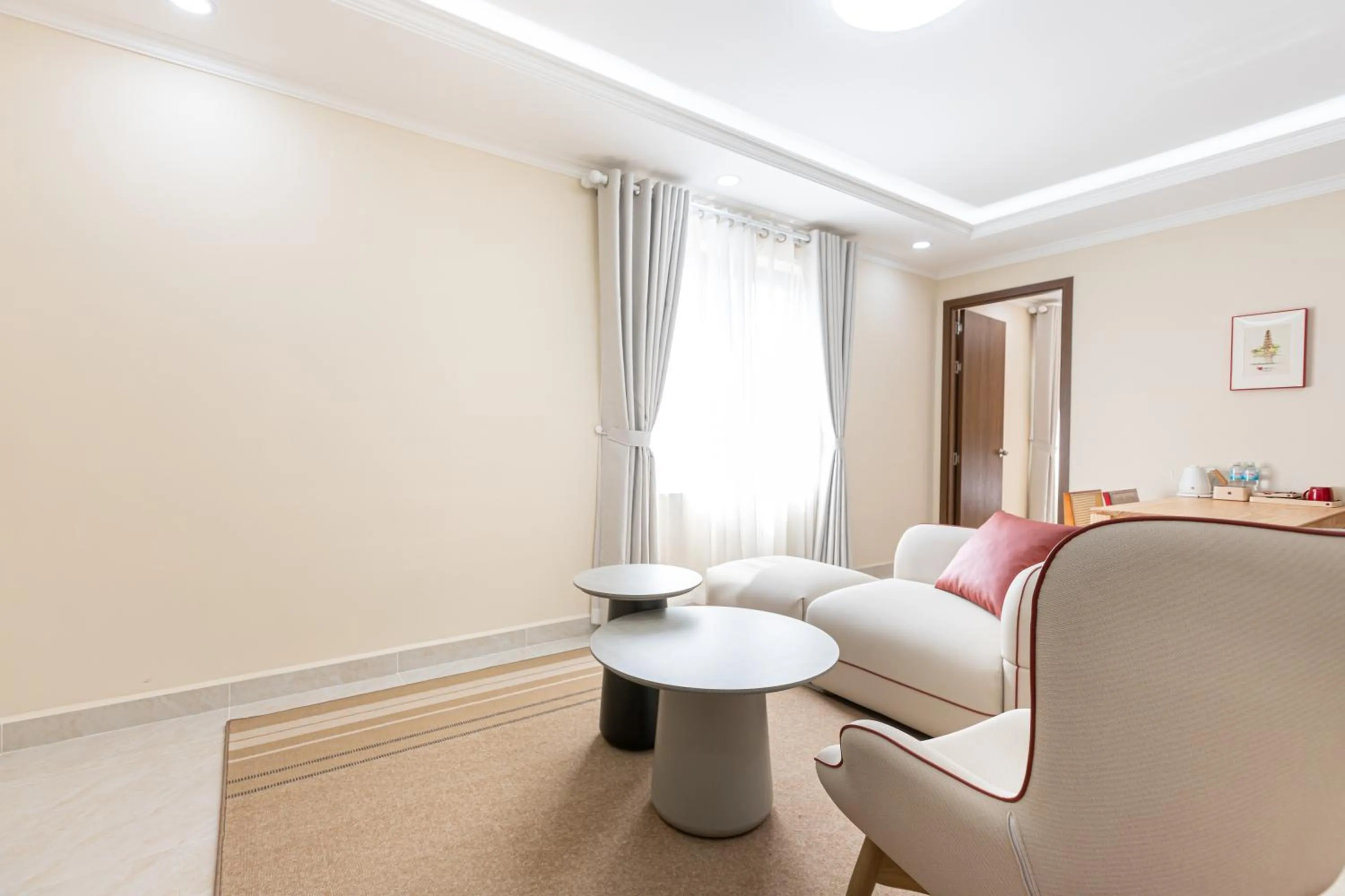 Living room in Shankee Hotel VN
