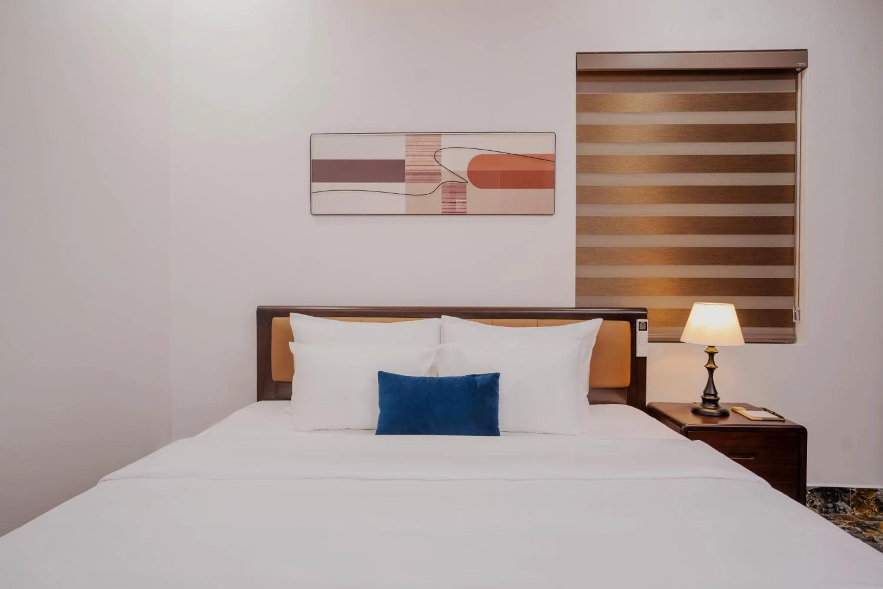 Bed in Hai An Hotel Suites Ha Noi