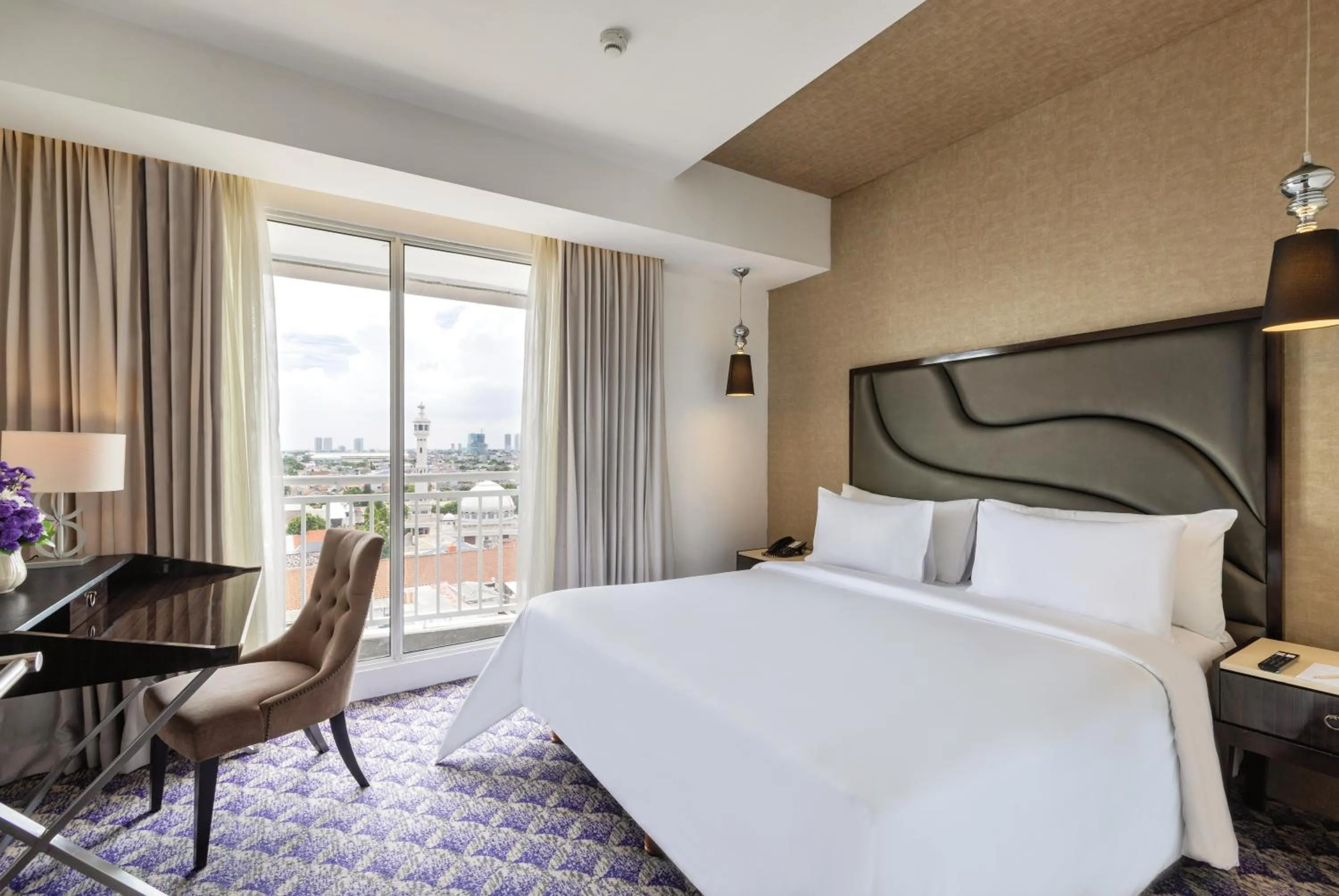 Bedroom, Bed in Fairview Hotel by ARTOTEL