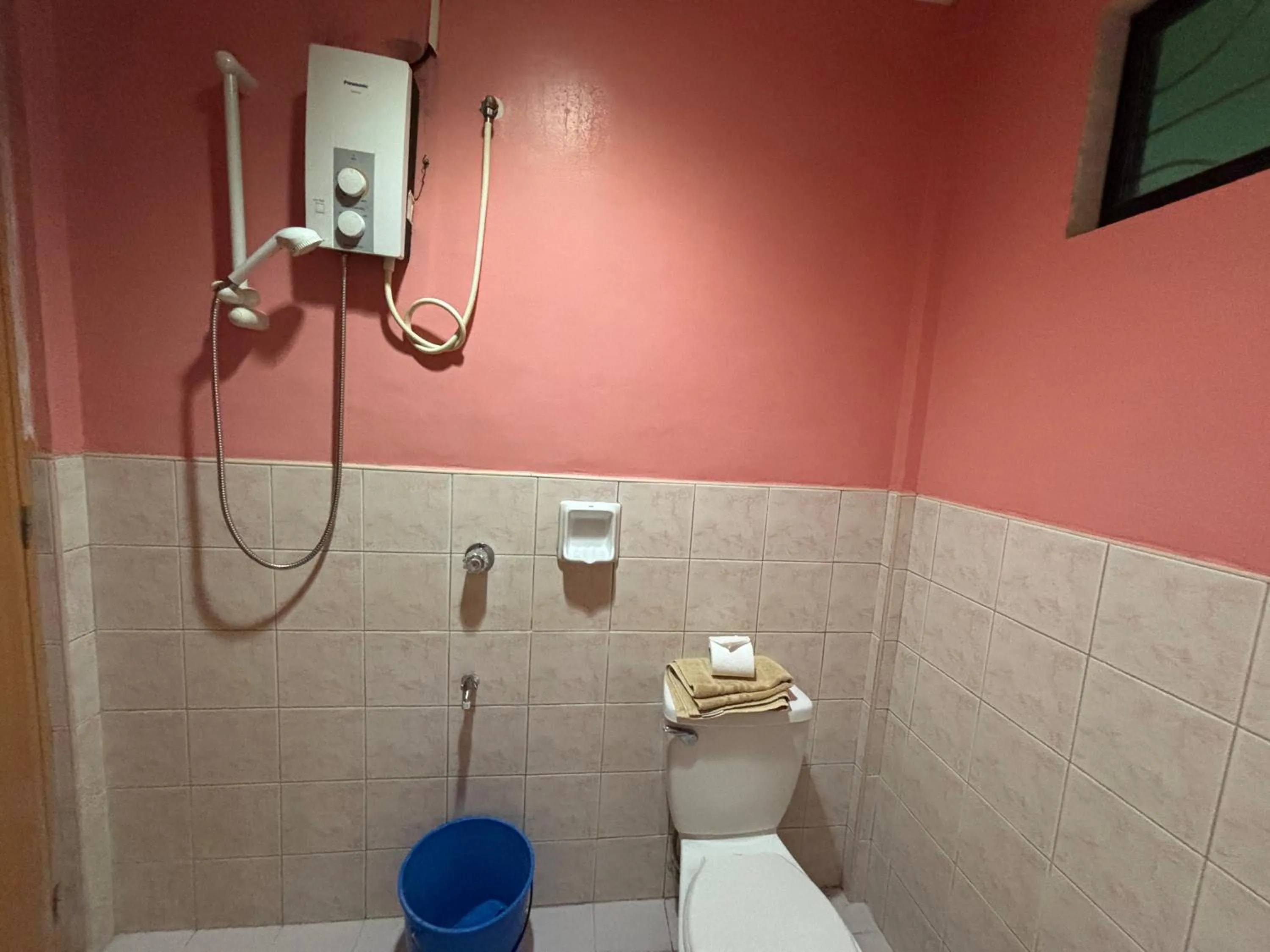 Bathroom in D' Leonor Inland Resort and Adventure Park