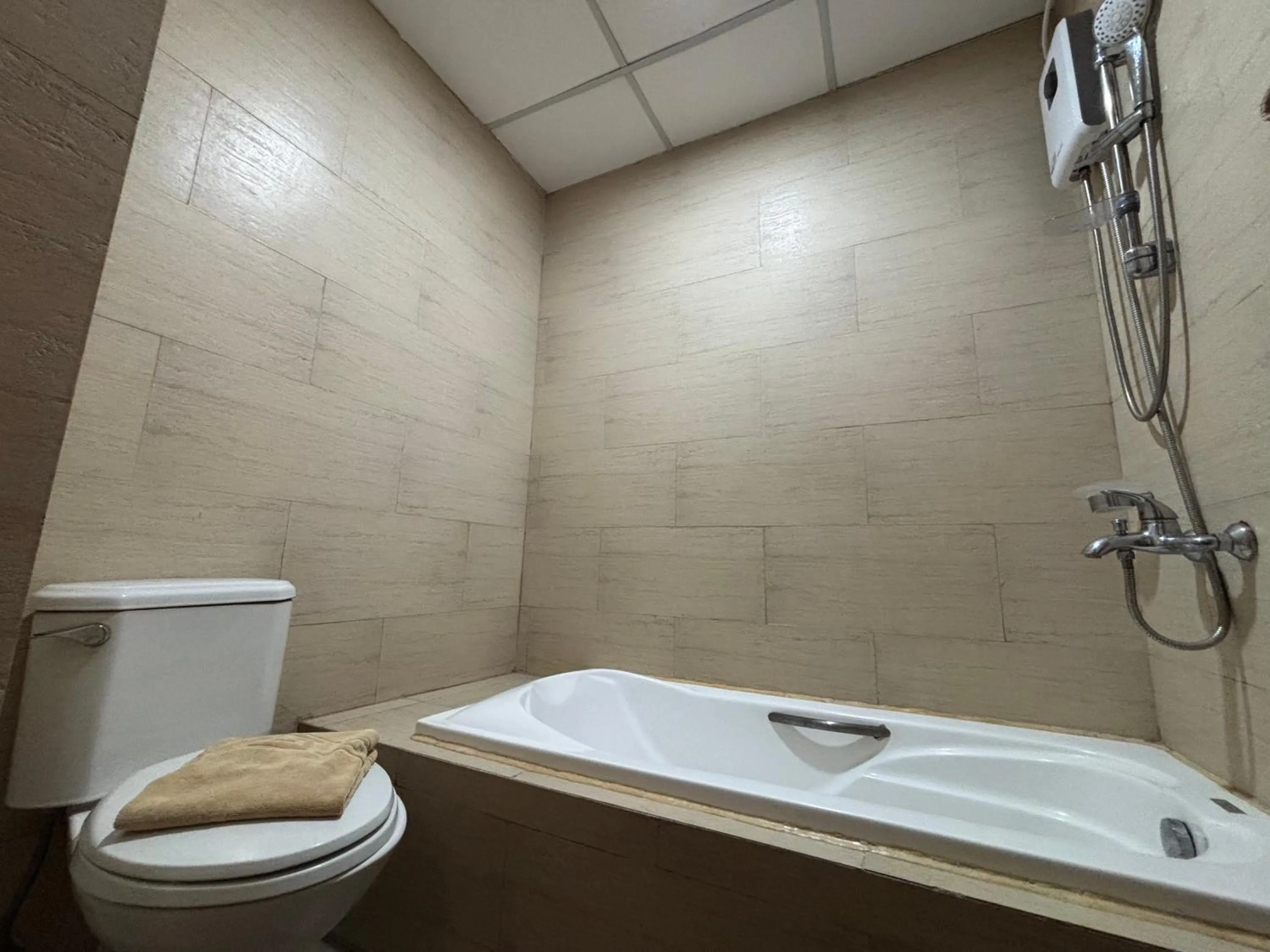 Bathroom in D' Leonor Inland Resort and Adventure Park