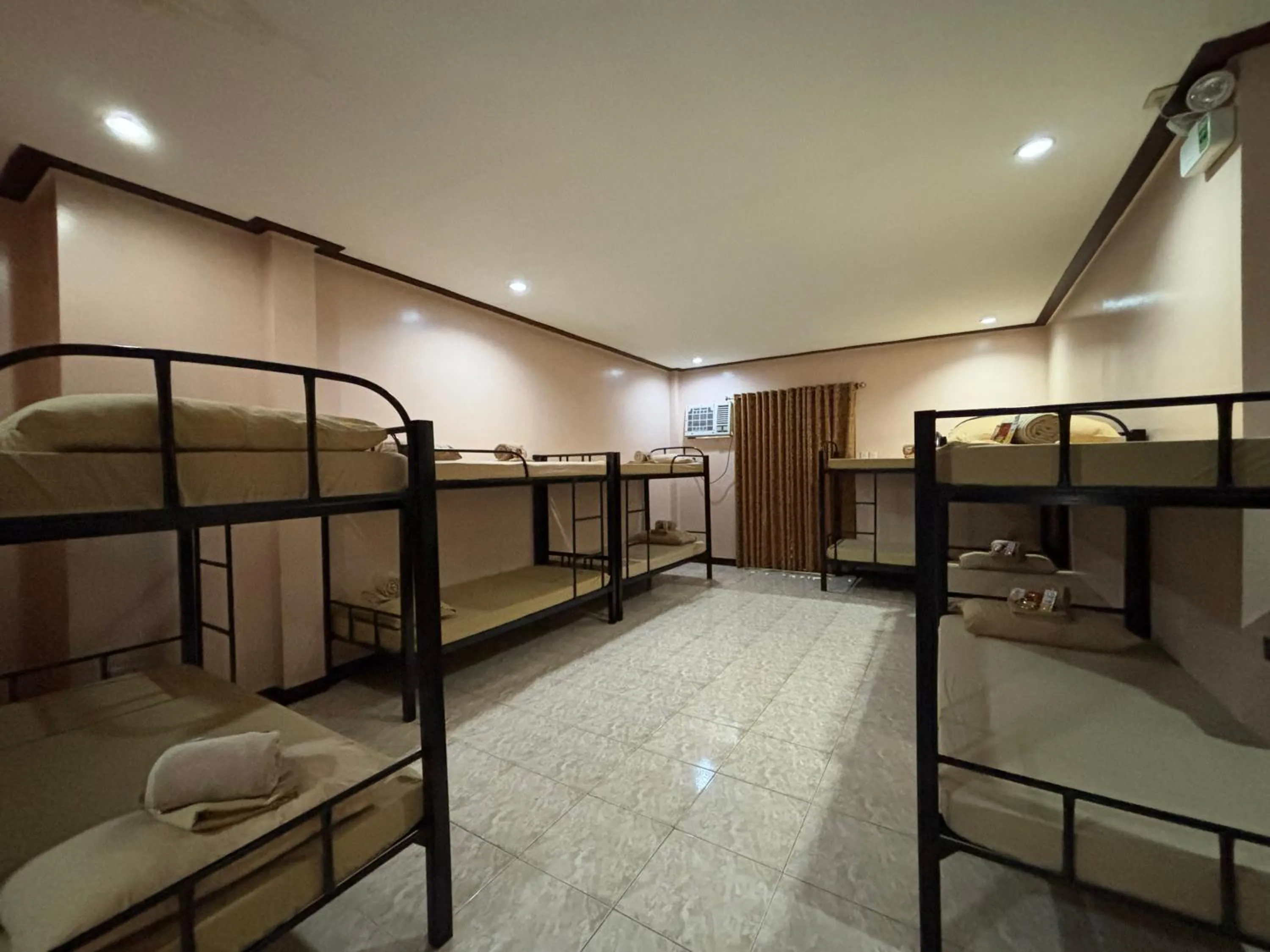Bed in D' Leonor Inland Resort and Adventure Park