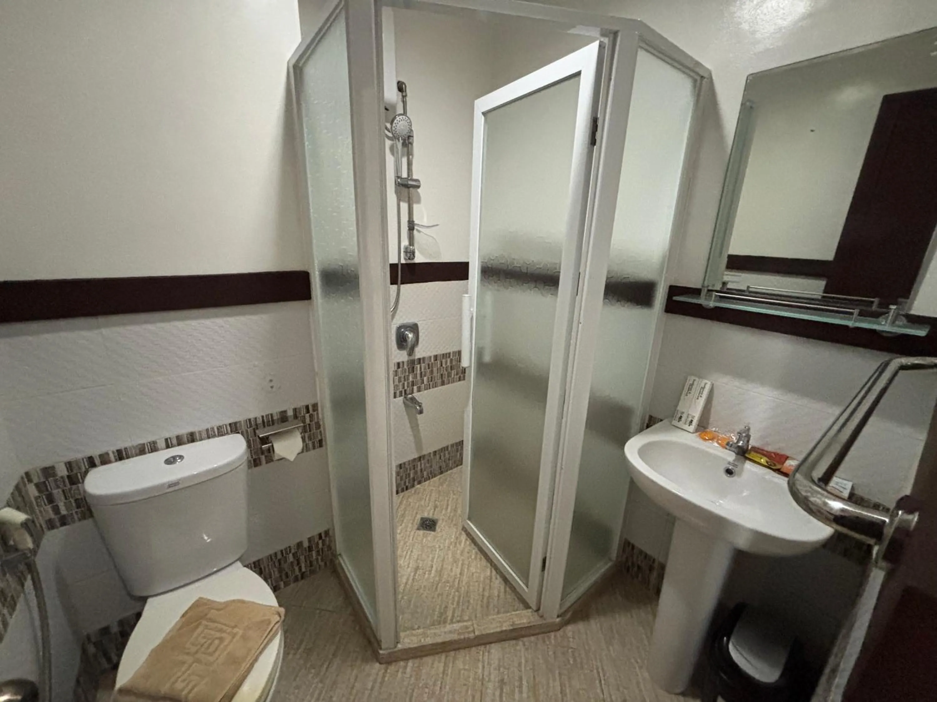 Bathroom in D' Leonor Inland Resort and Adventure Park