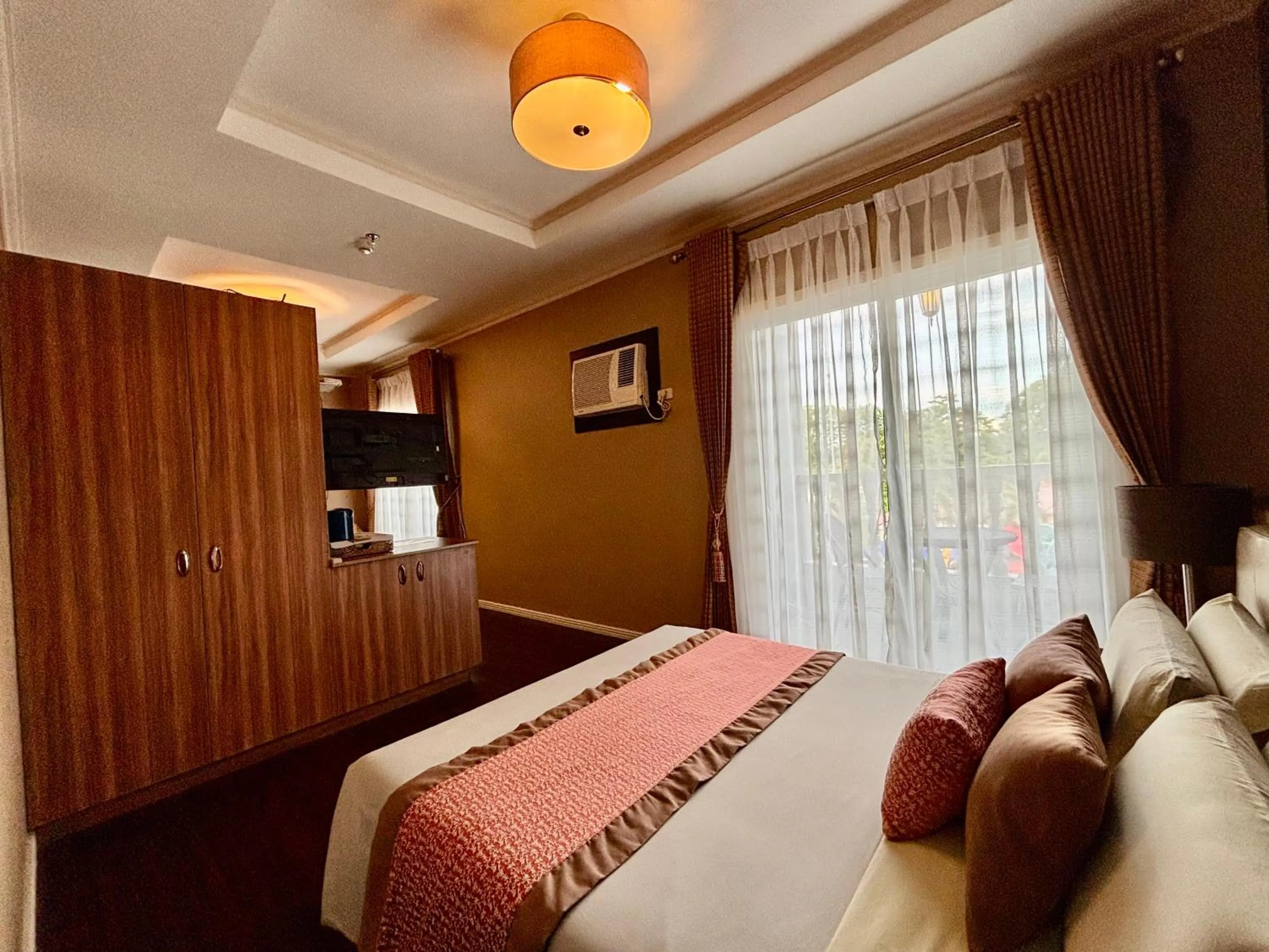 Bed in D' Leonor Inland Resort and Adventure Park