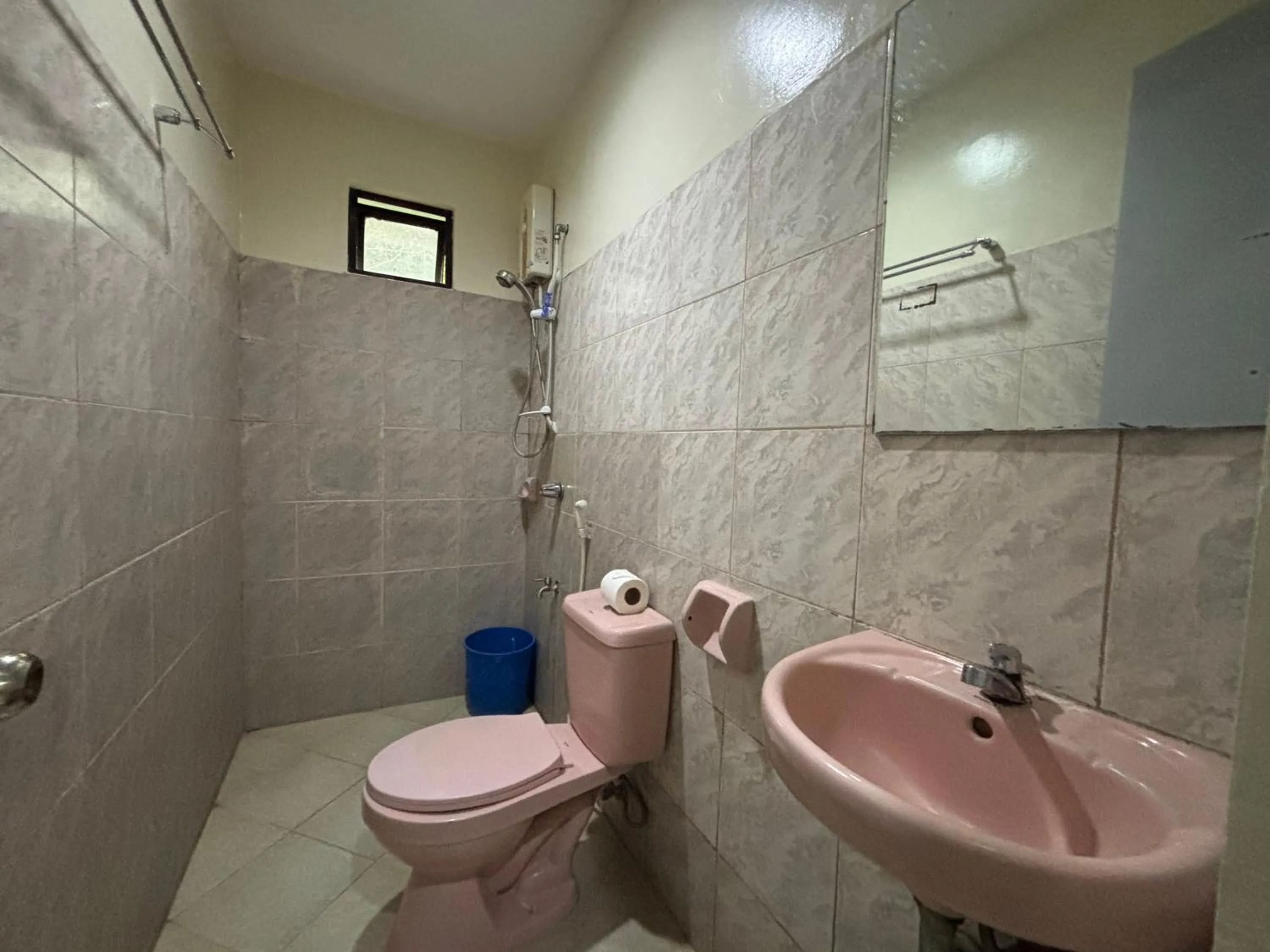 Bathroom in D' Leonor Inland Resort and Adventure Park