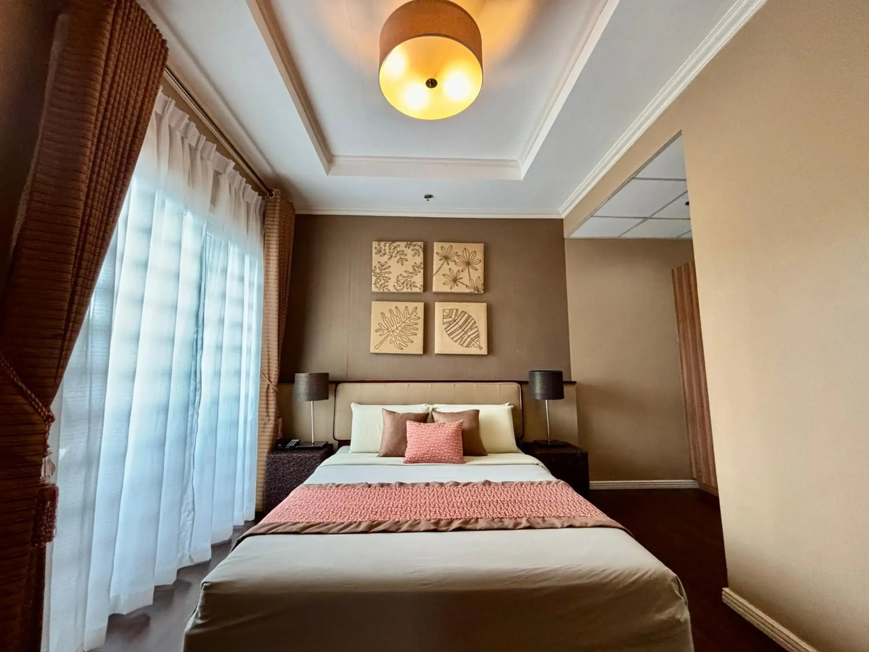 Suite in D' Leonor Inland Resort and Adventure Park Suite in D' Leonor Inland Resort and Adventure Park
