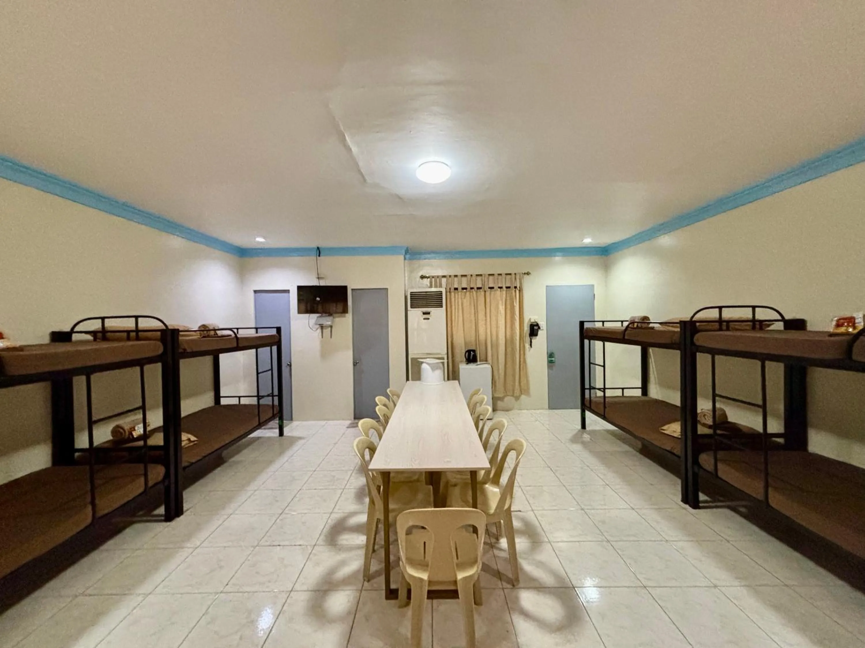 Bed in D' Leonor Inland Resort and Adventure Park