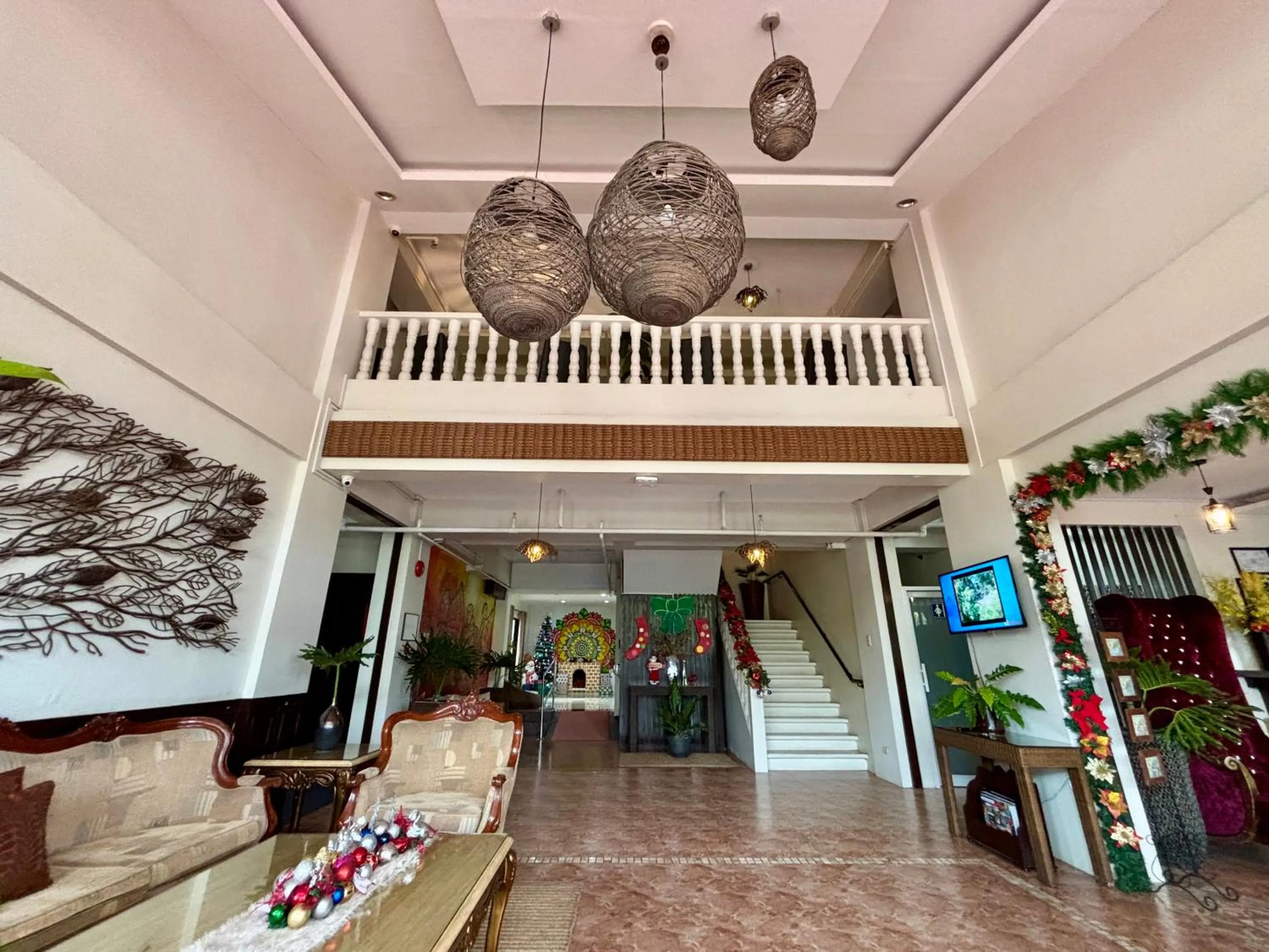 Lobby or reception in D' Leonor Inland Resort and Adventure Park