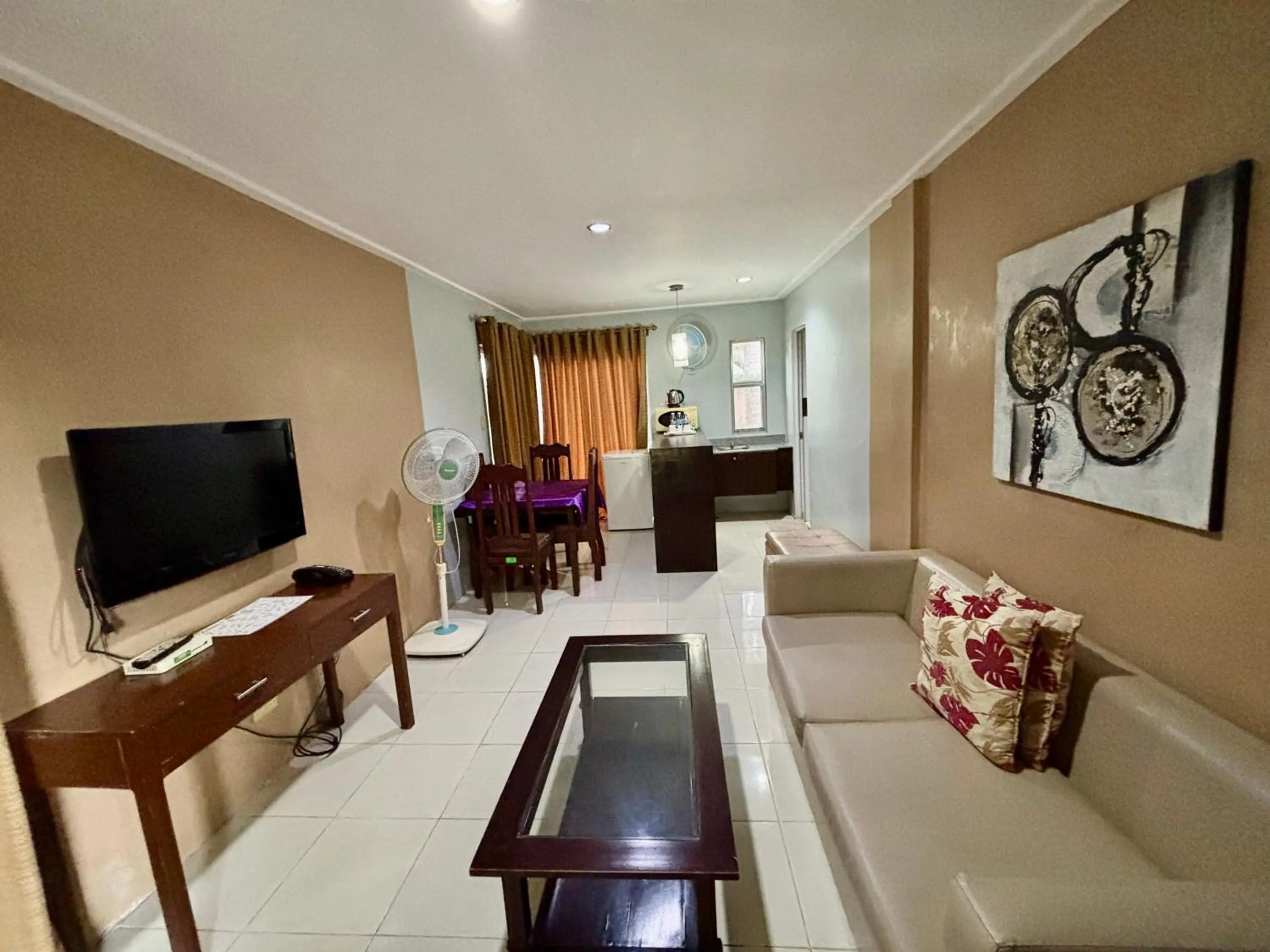 Living room in D' Leonor Inland Resort and Adventure Park