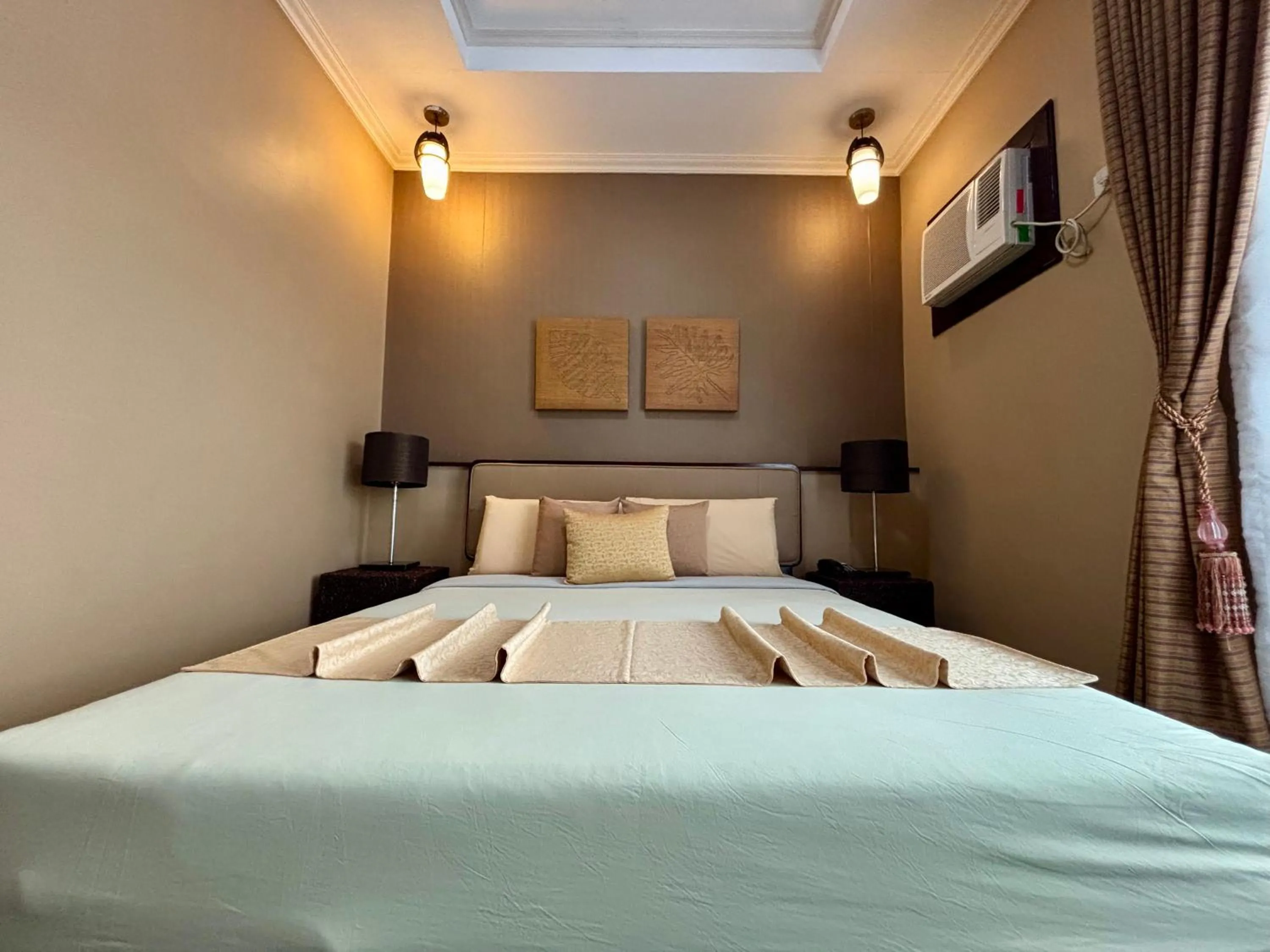 Bed in D' Leonor Inland Resort and Adventure Park