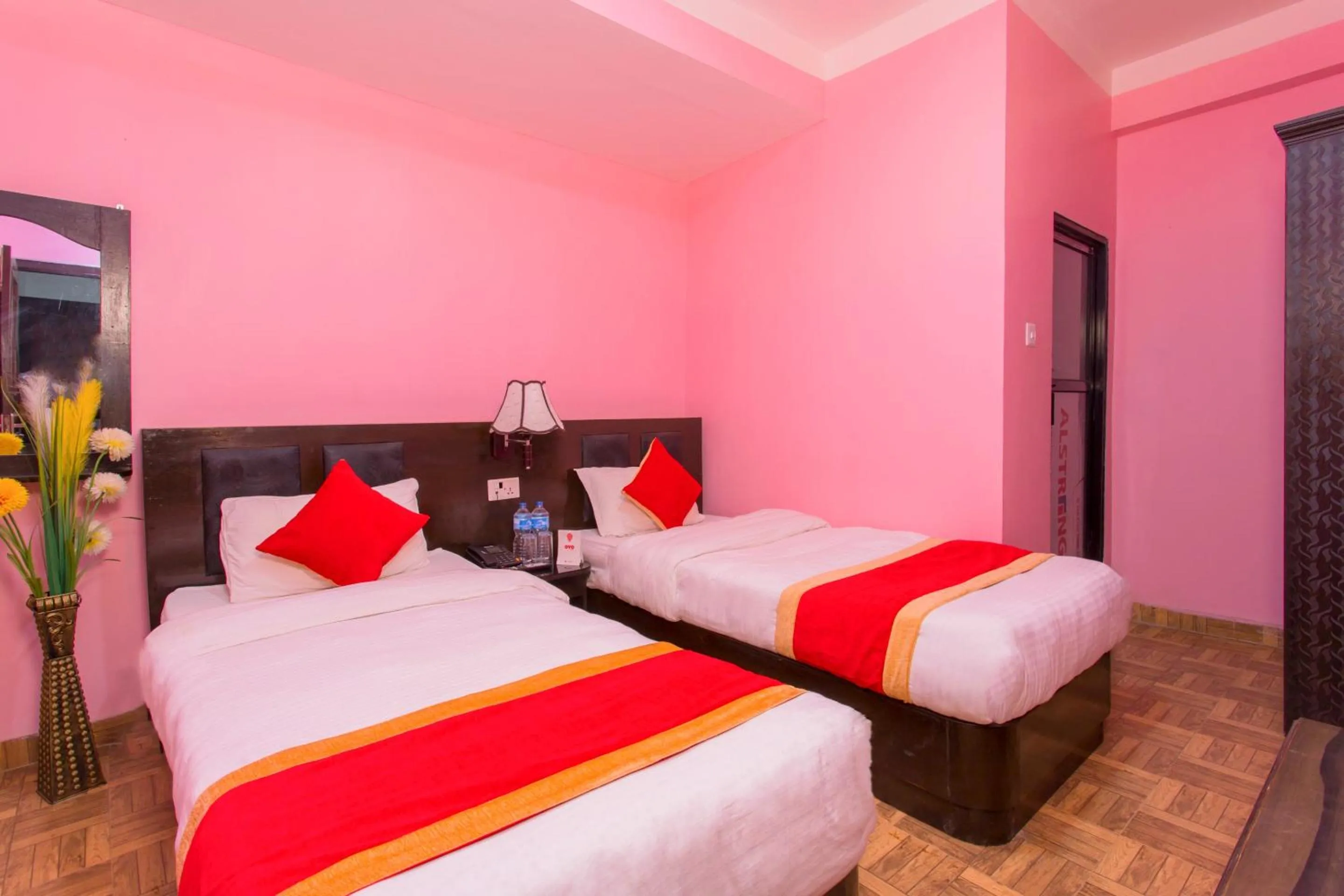 Classic Triple Room - single occupancy in OYO 222 Hotel New Himalayan