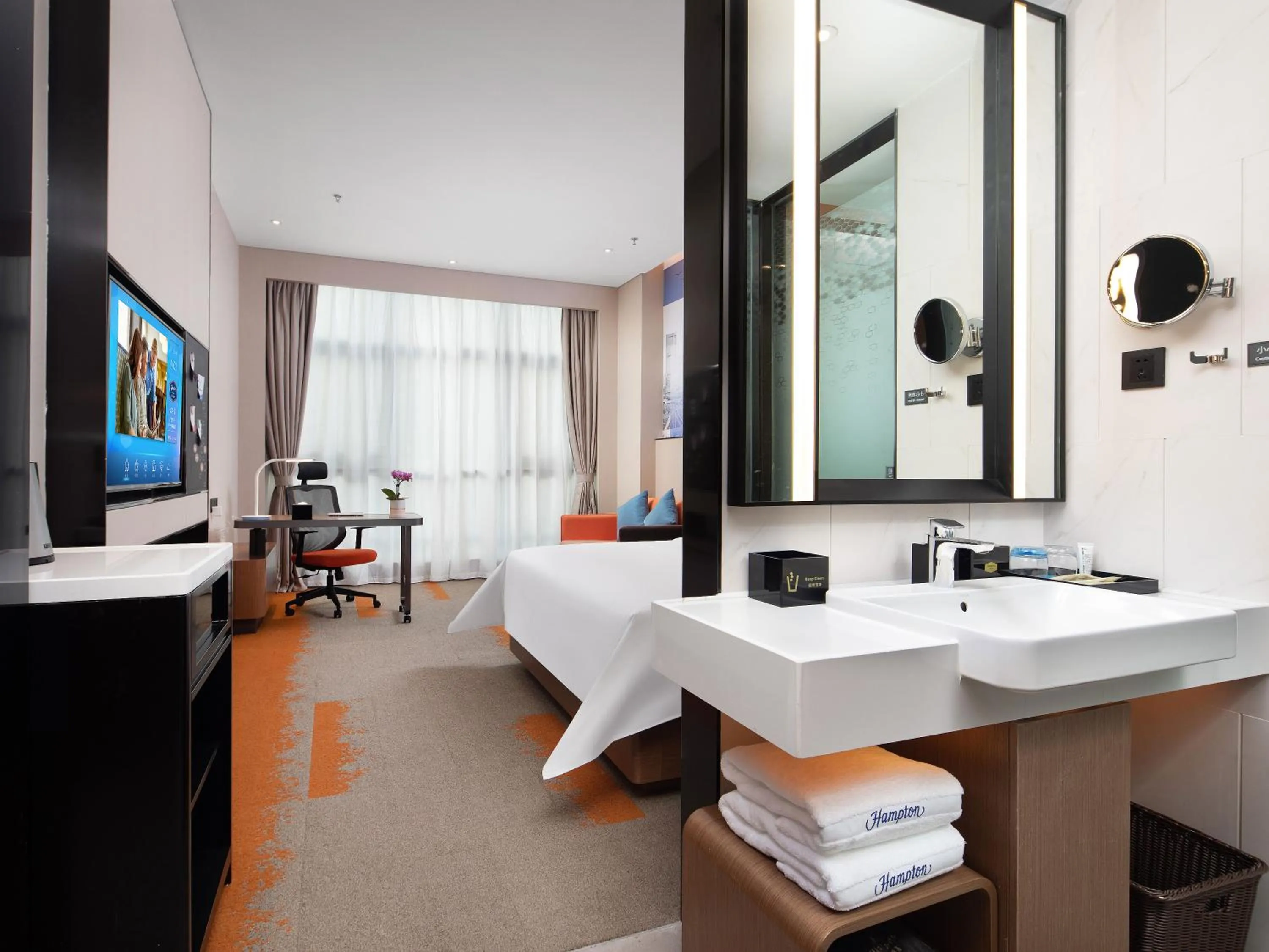 Photo of the whole room in Hampton by Hilton Hefei West Railway Station