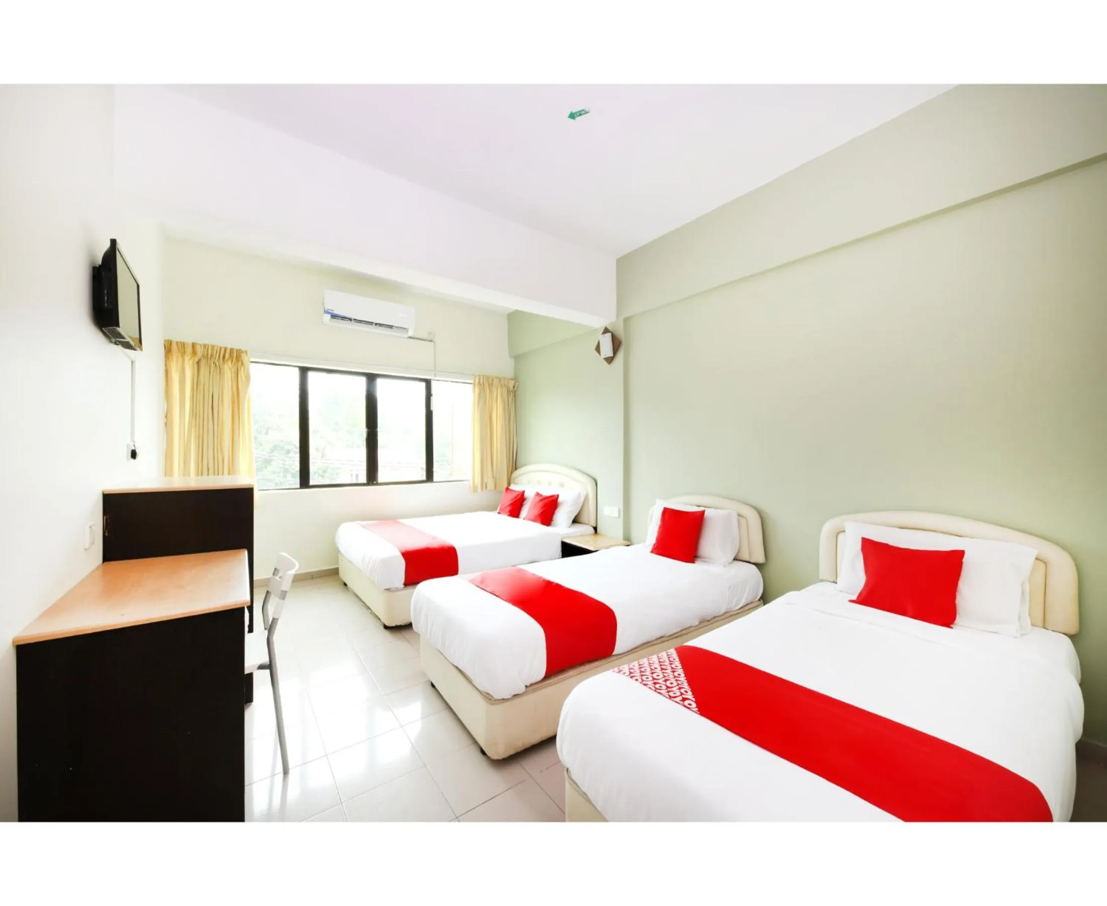 Bed in Hotel O Bahau Near Taisho Mountain Formerly Sri Mutiara Bahau